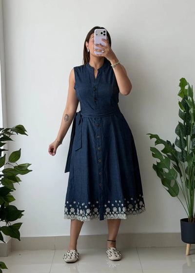 Size M, Cotton Button-Down Midi Dress