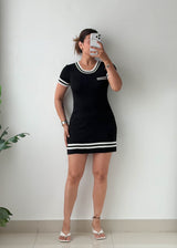 Size S-M Black Contrast Trim Knit Mini Dress