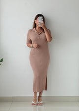 Size M-L Beige Ribbed Polo Knit Maxi Dress