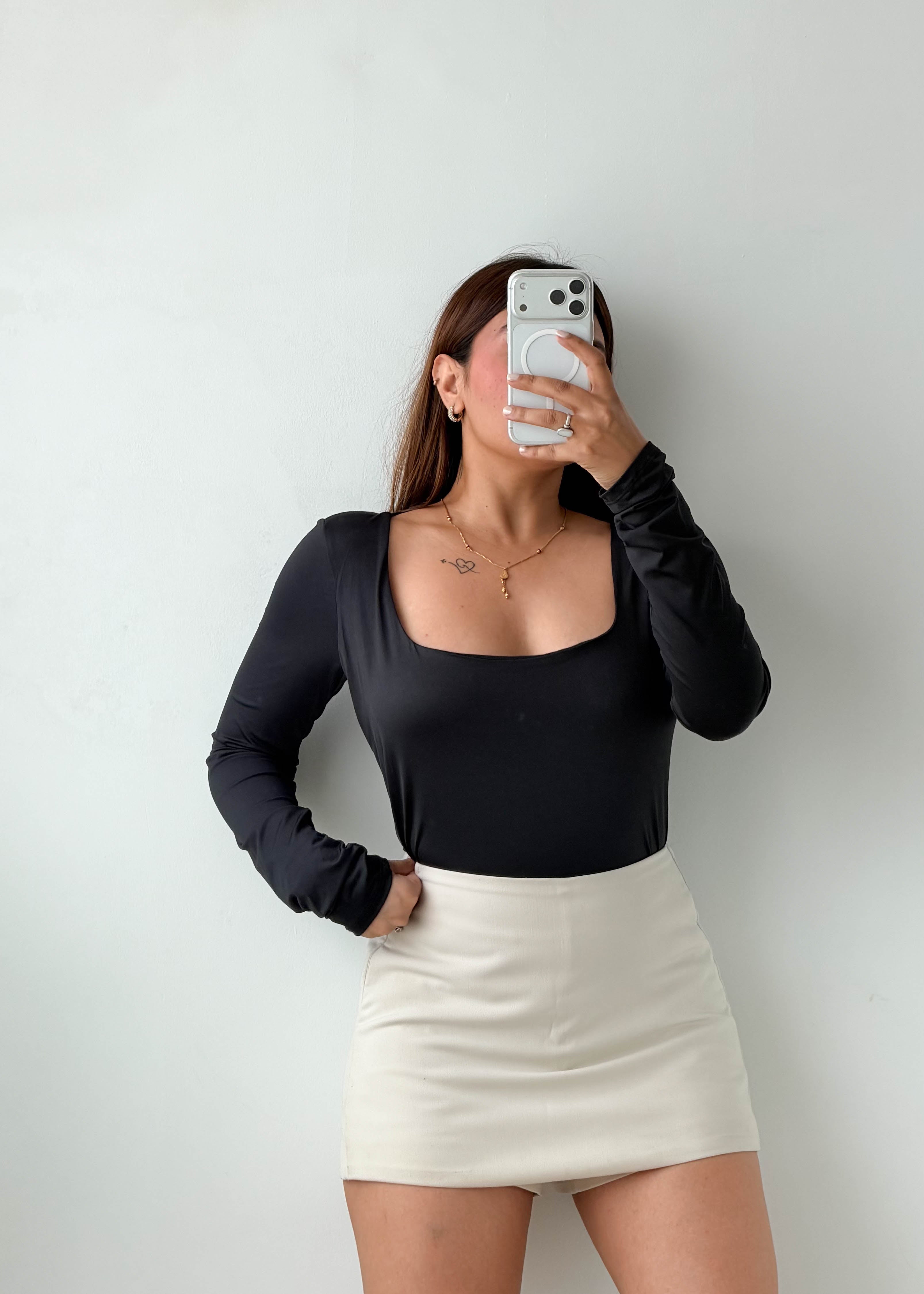 Size L-XL Black Square Neck Long Sleeve Bodysuit