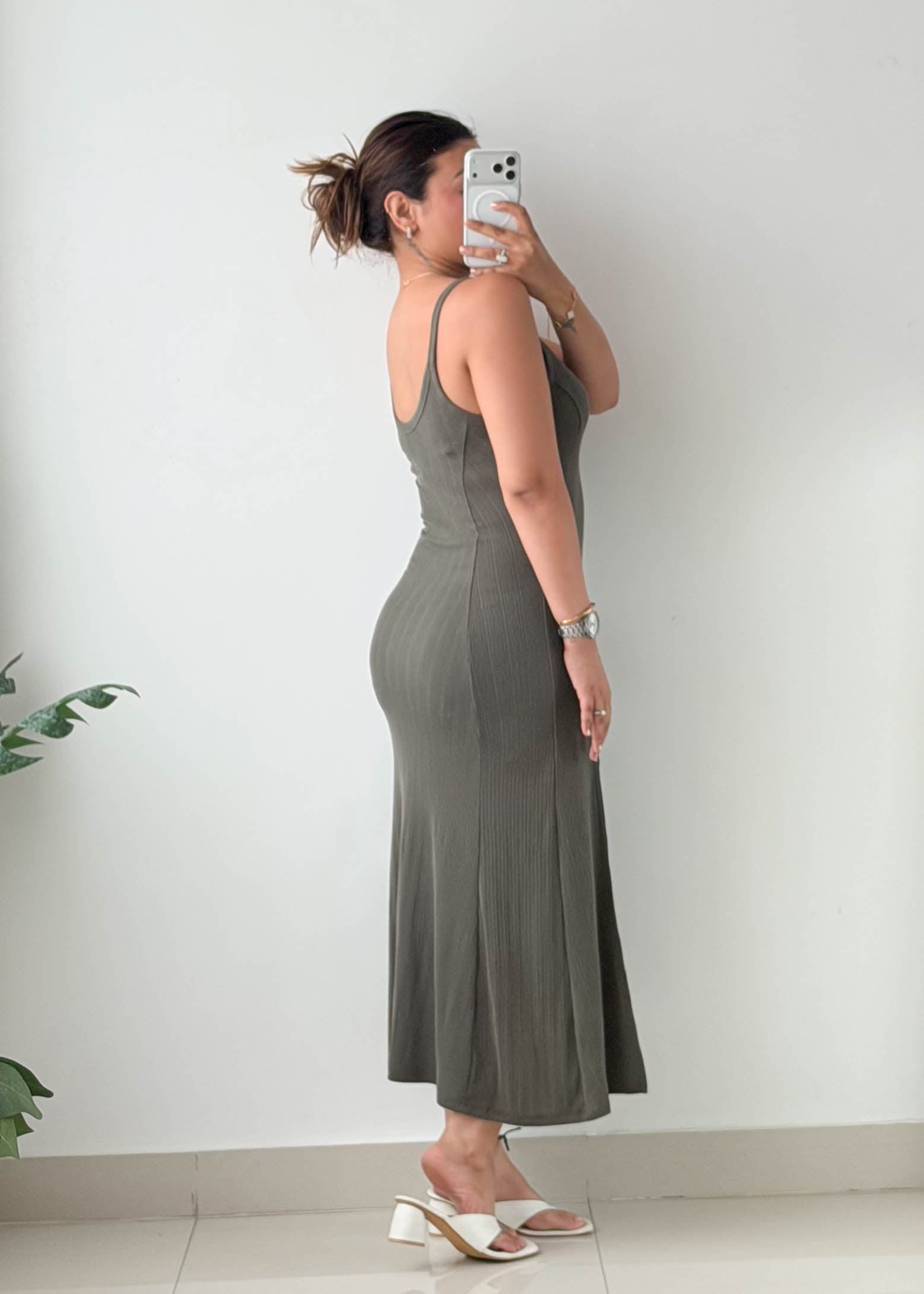 Size S-M Olive Ribbed Knit Maxi Dress