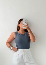 Size L-XL Grey Sleeveless Top