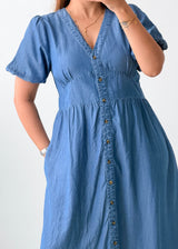Size M Blue Denim Button-Front Midi Dress