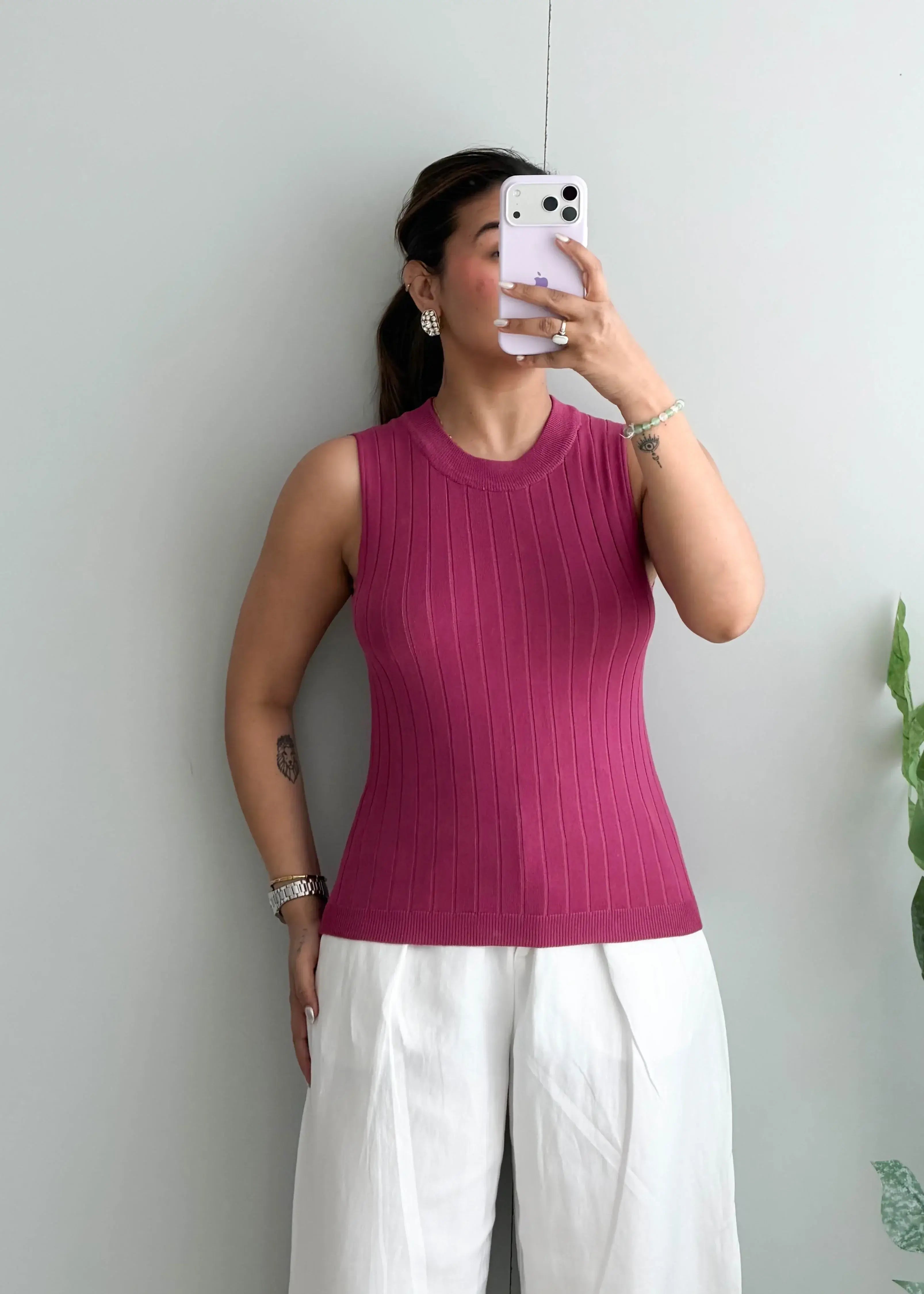 Size M-L, Magenta Ribbed Sleeveless Top - Closet by Payal