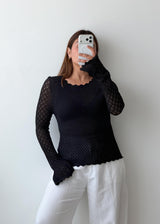 Size M-L Black Textured Long Sleeve Top