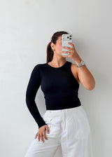 Size S-M Black Asymmetric Sleeve Top