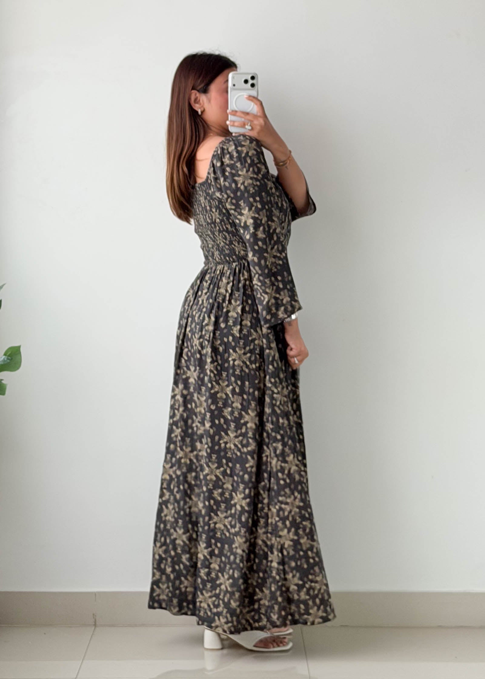 Size S-M Black Floral Printed Midi Dress