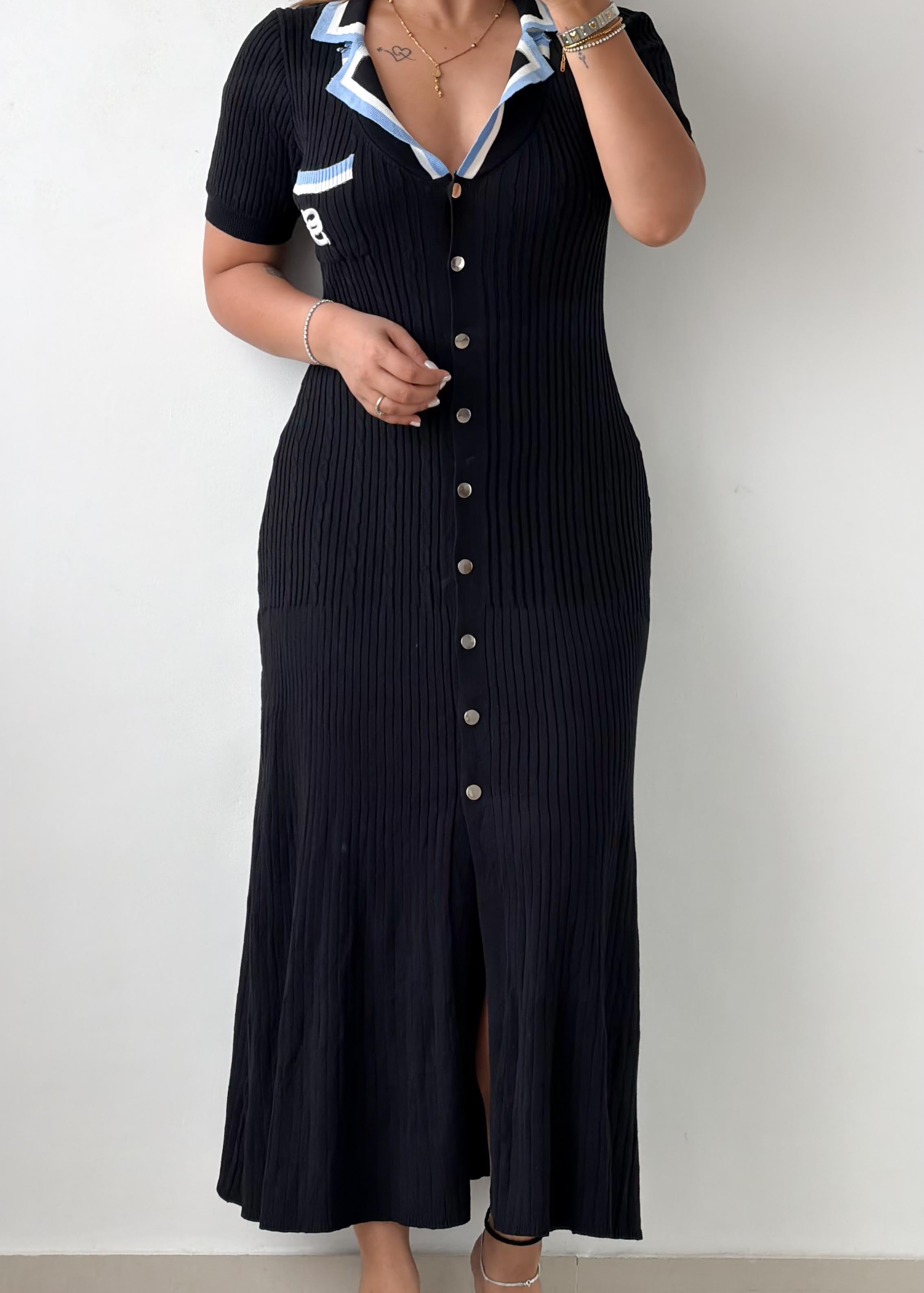Size S-M Black Contrast Collar Ribbed Knit Maxi Dress