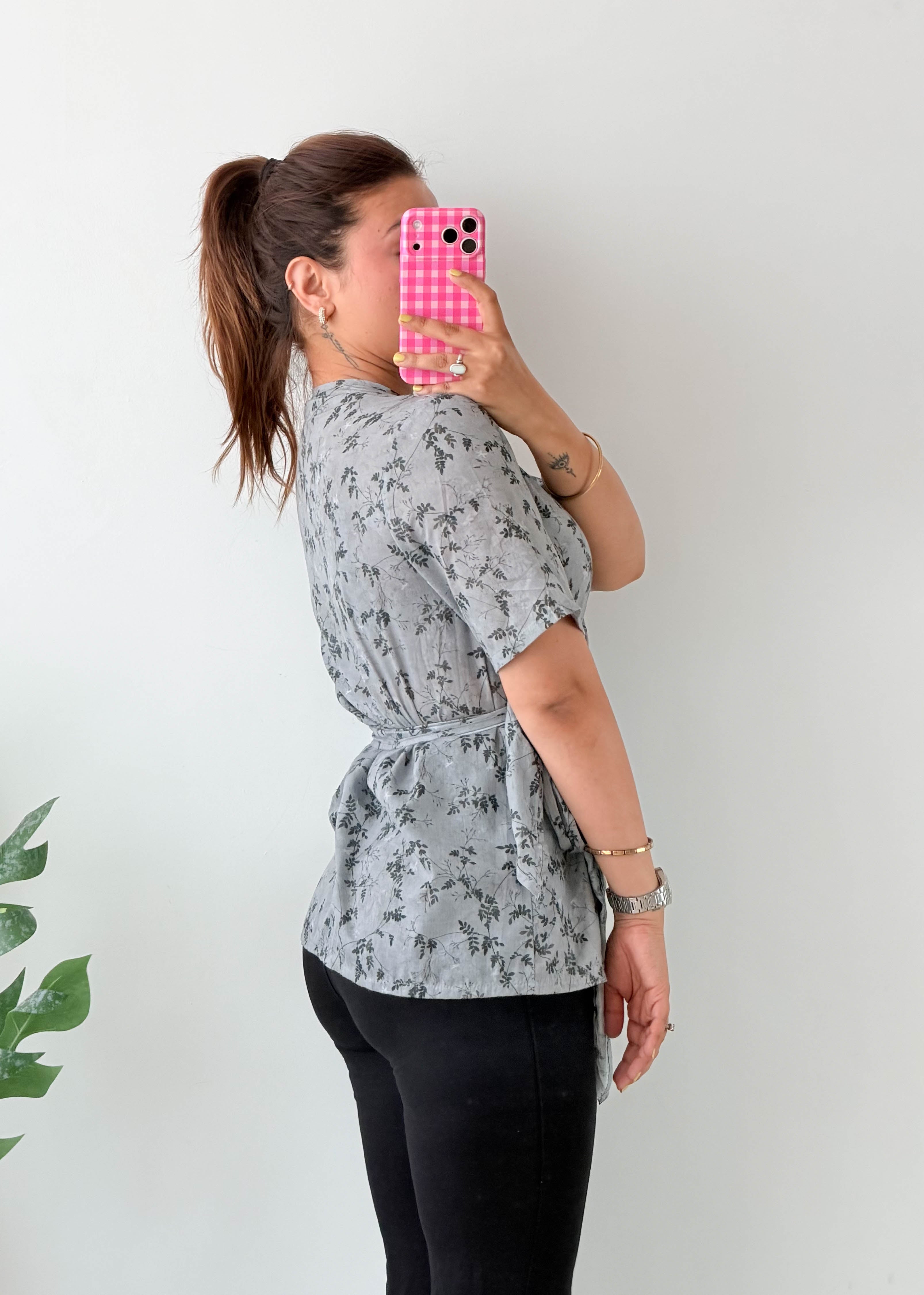 Size M-L Grey Floral Wrap Top