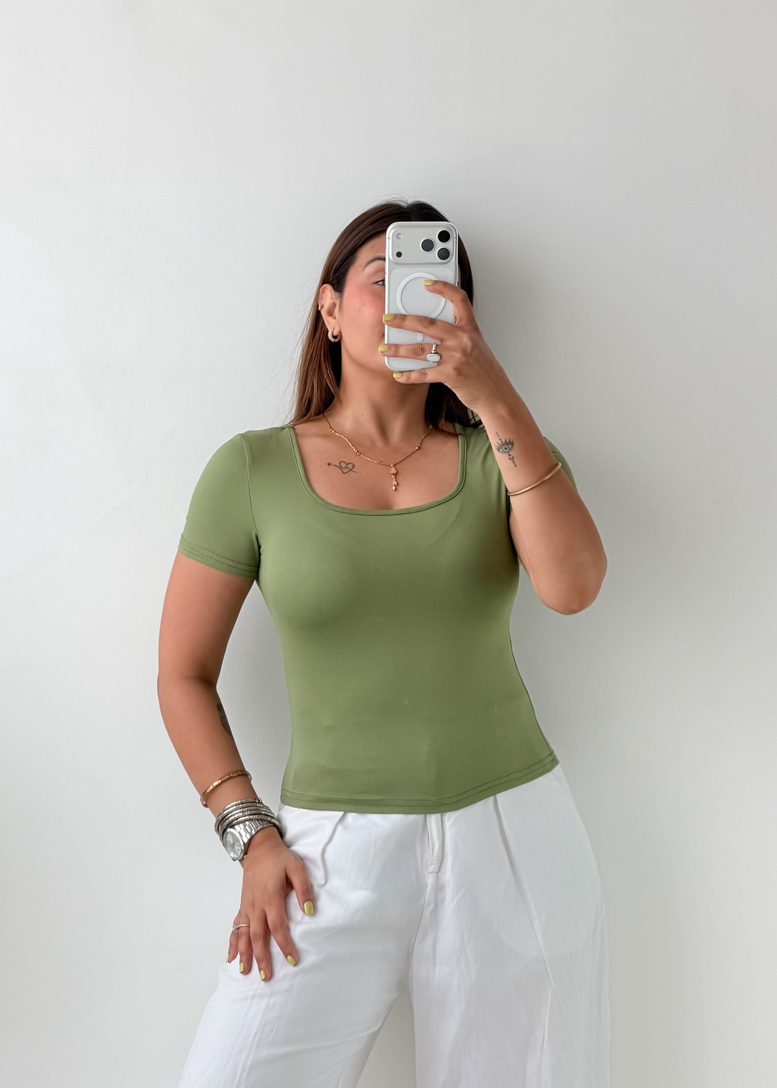 Size S-M Olive Green Scoop Neck Top
