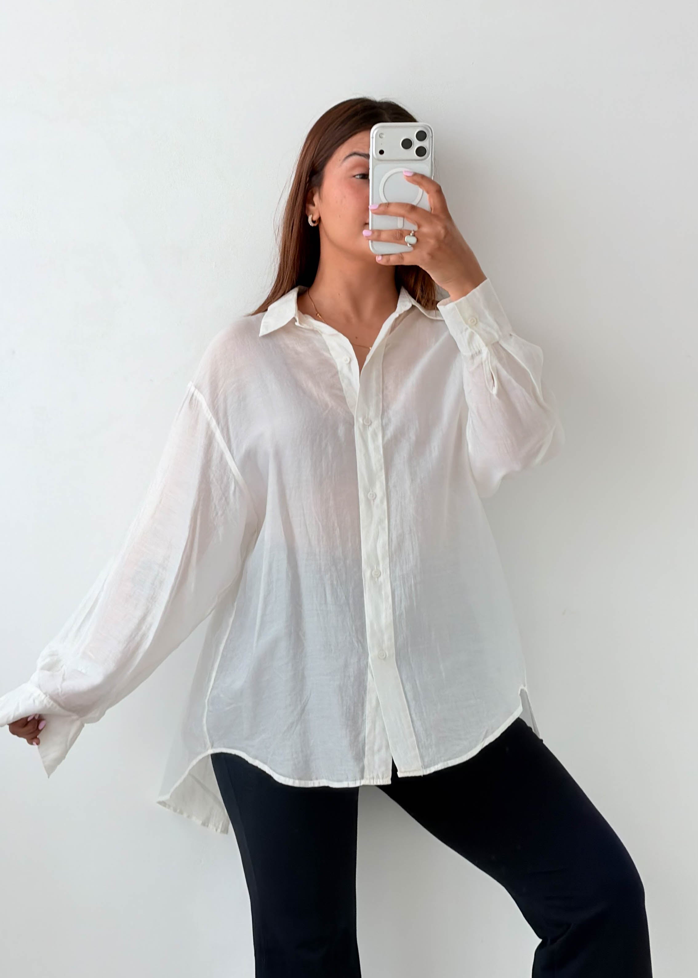 Size S-M White Oversized Linen Shirt