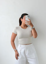 Size S-M White Basic Crop Top