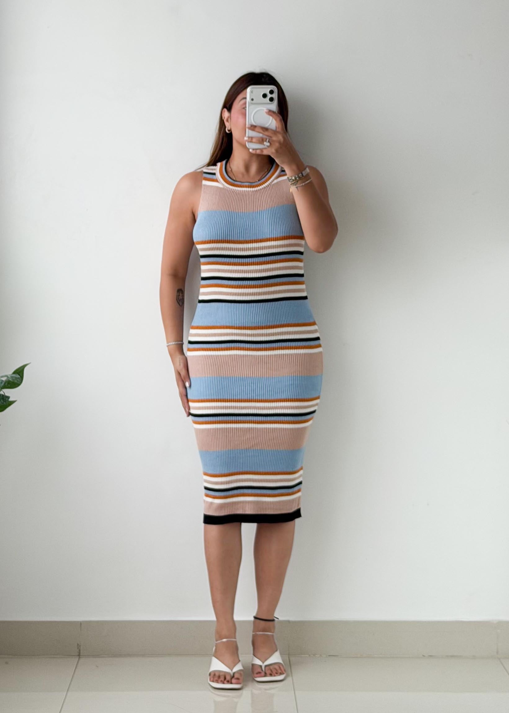 Size M-L Pastel Striped Ribbed Knit Midi Dress