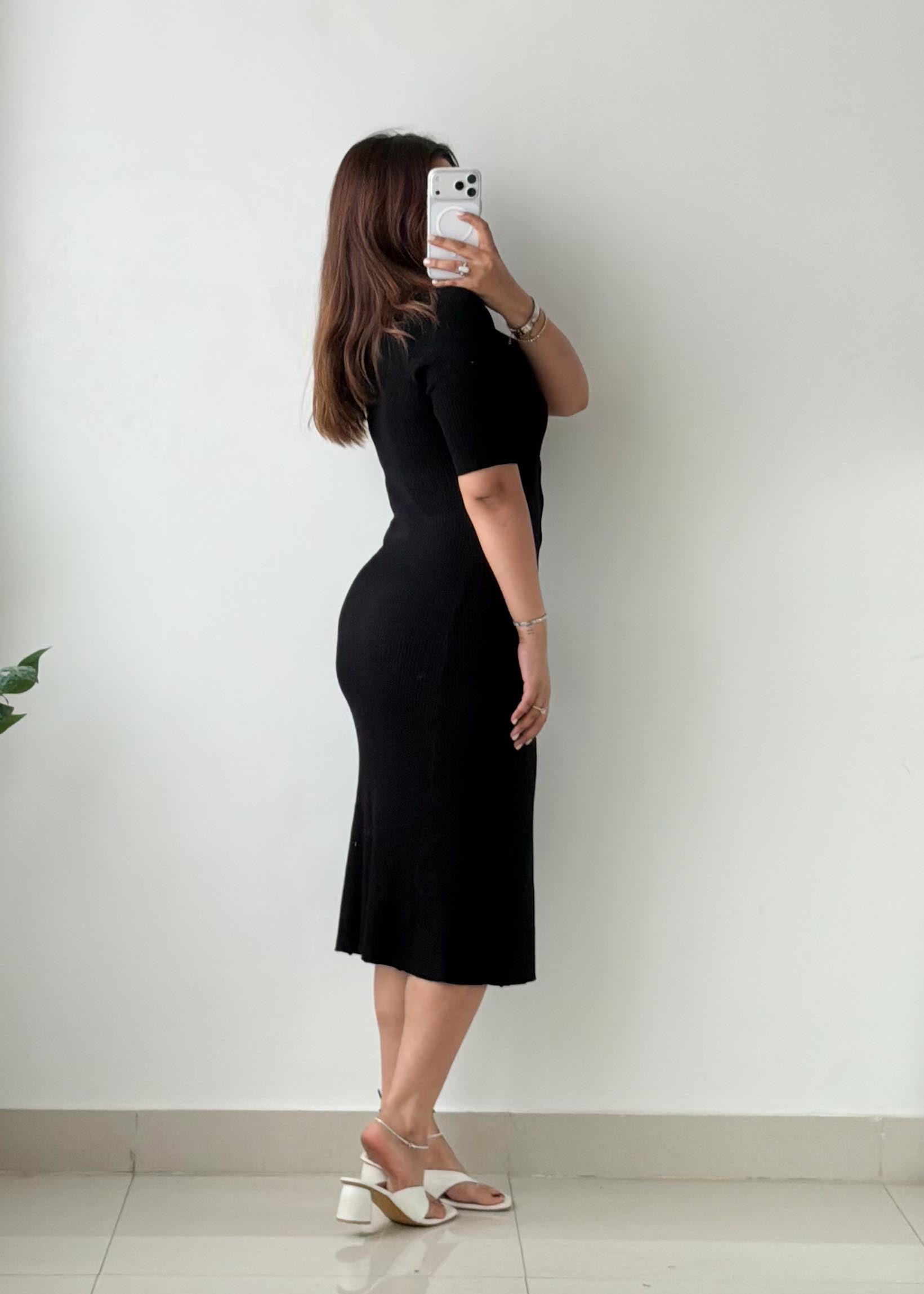 Size S-M Black Ribbed Button-Front Midi Dress