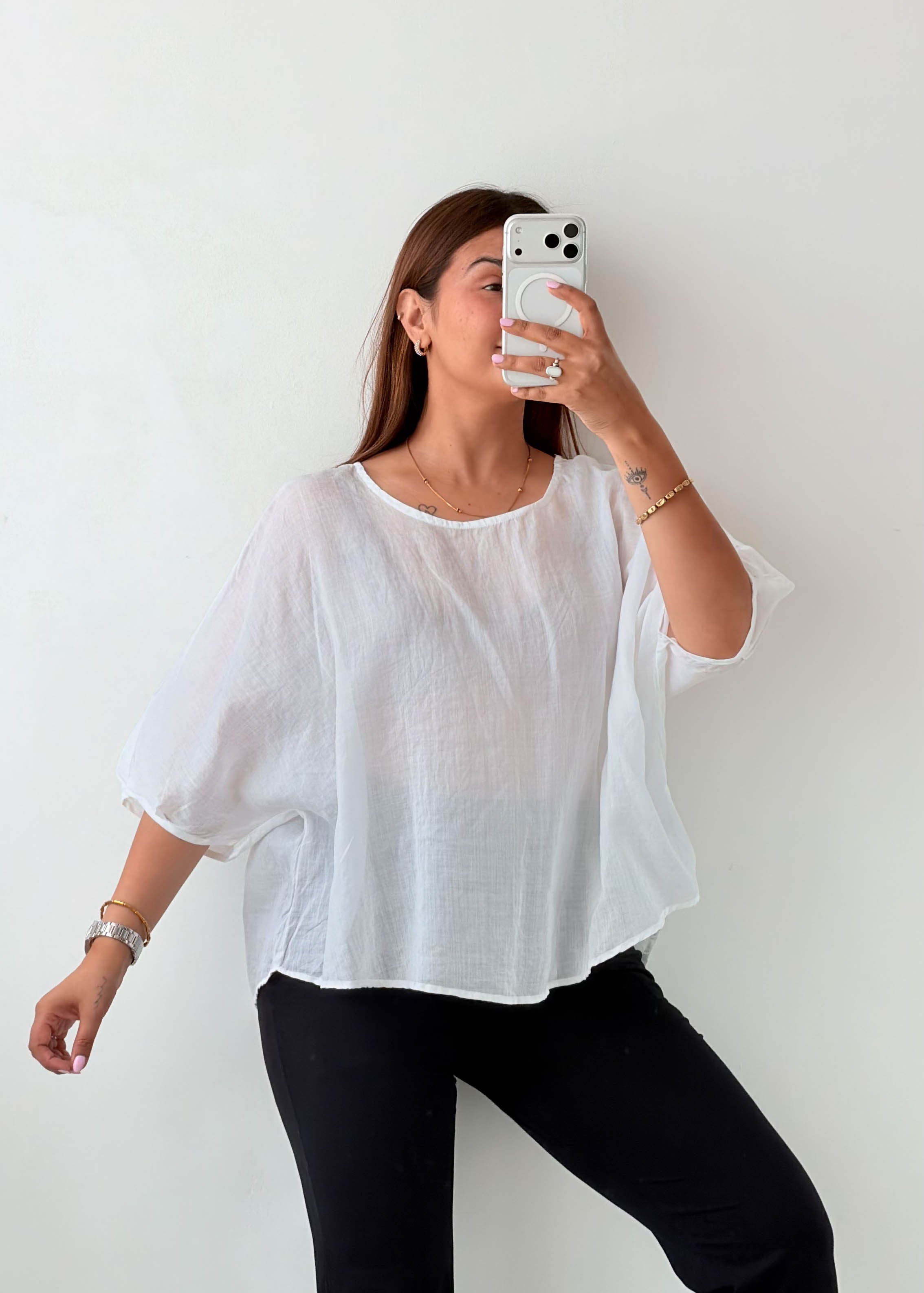 Size M-L White Relaxed Puff Sleeve Blouse
