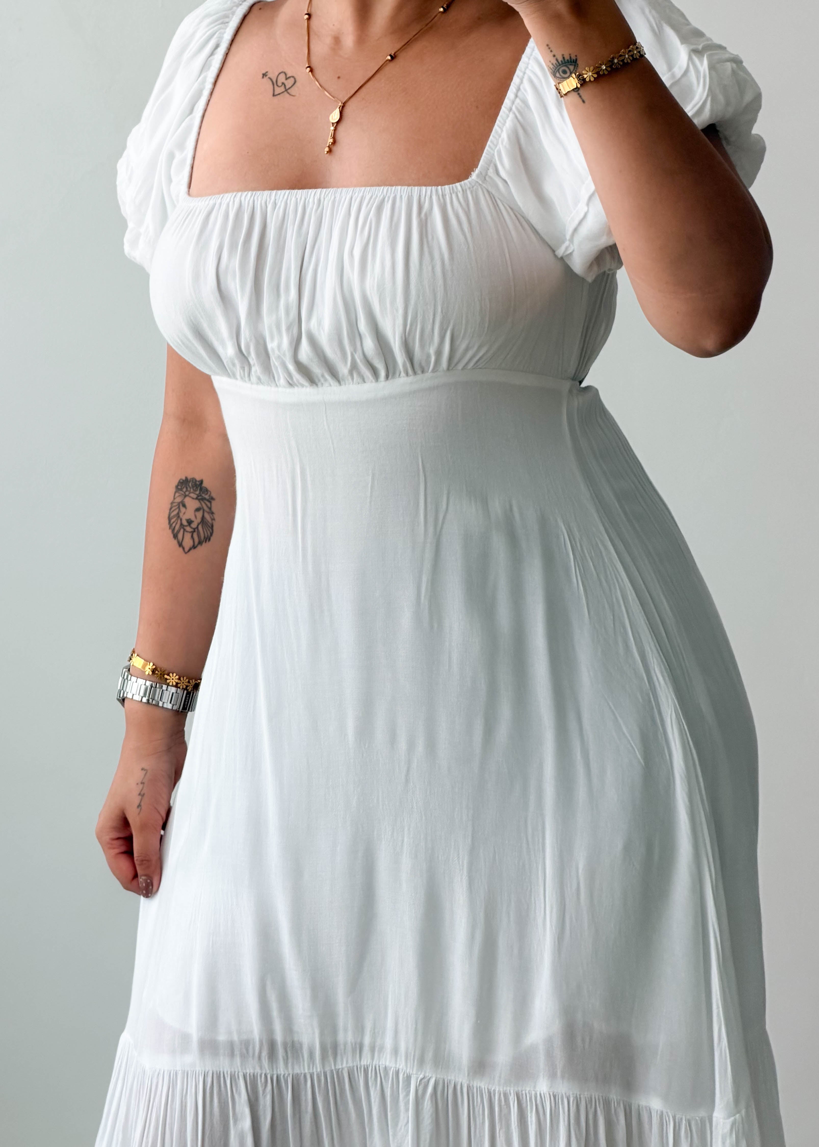 Size S-M White Puff Sleeve Midi Dress