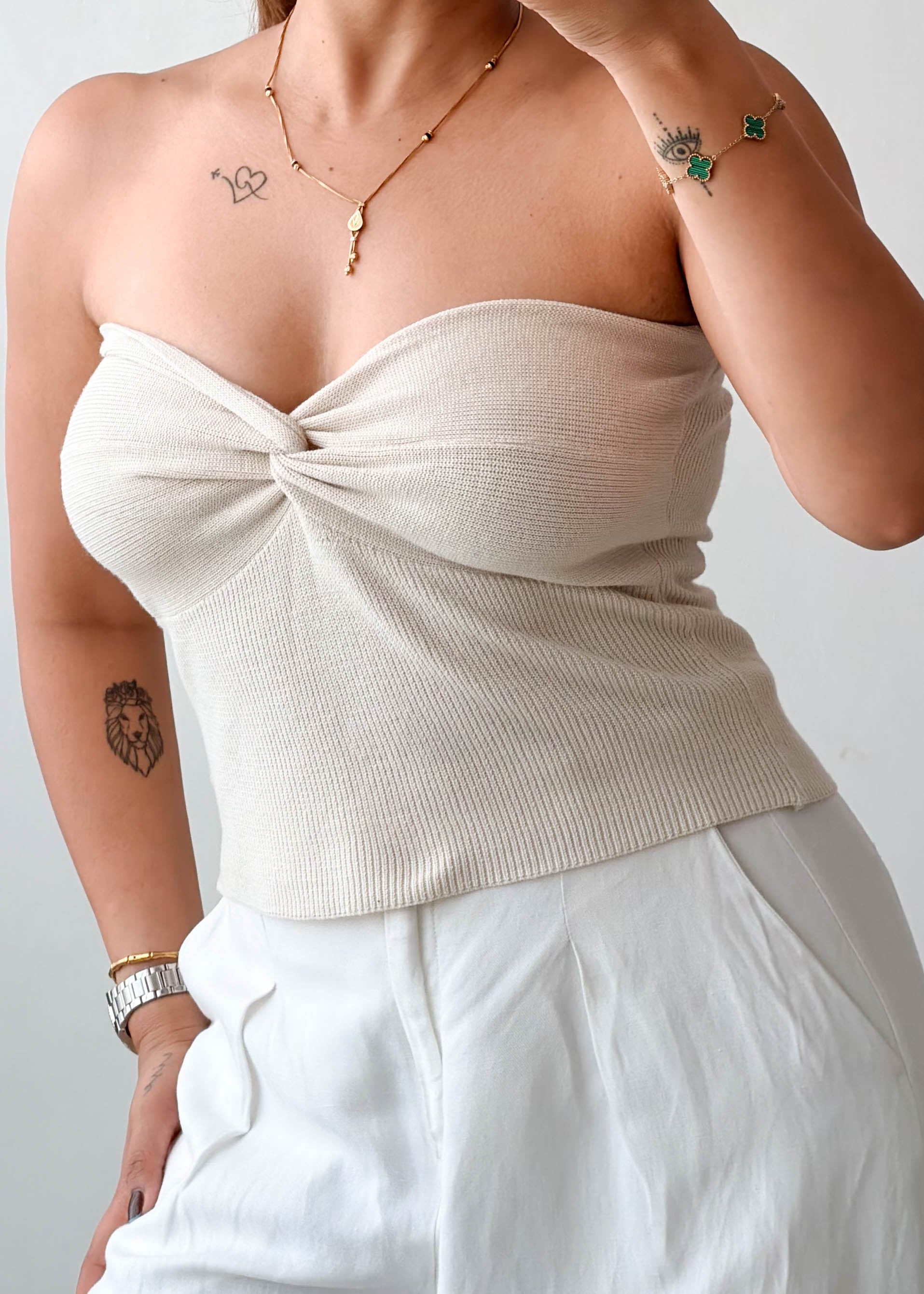 Size M-L Cream Twist Tube Top