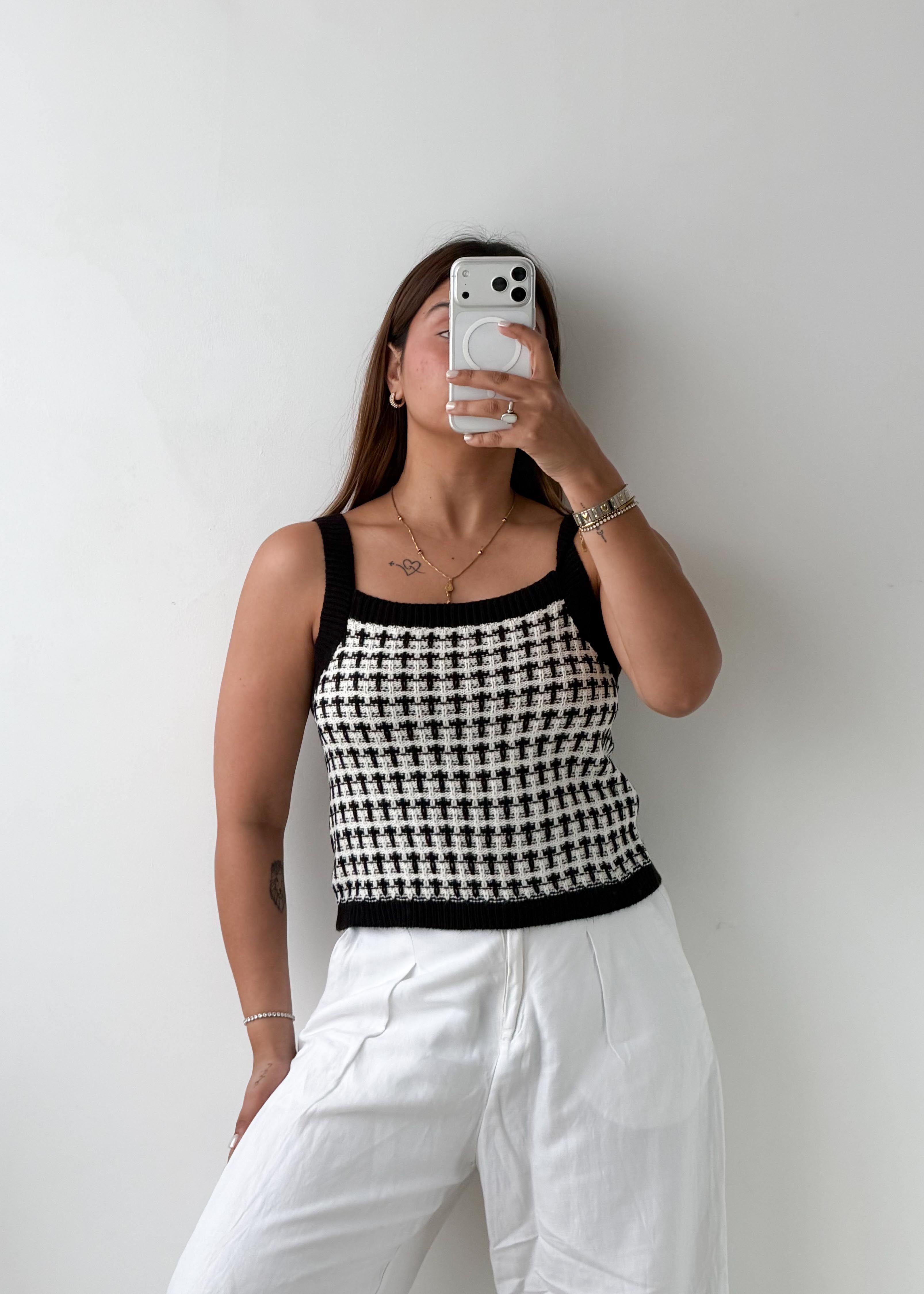 Size M-L Black & White Crochet Knit Tank Top