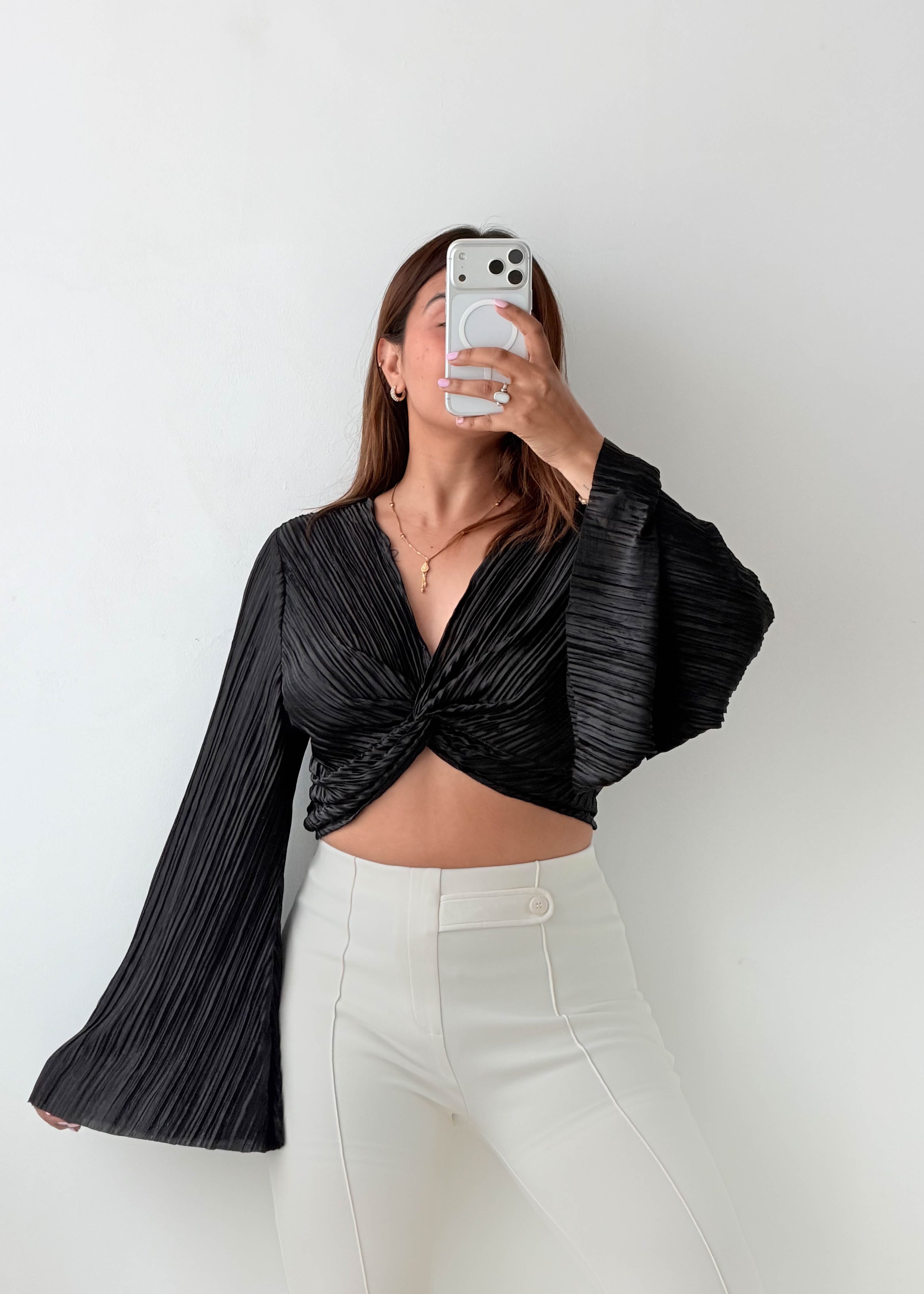 Size M-L Black Twist Front Pleated Crop Top