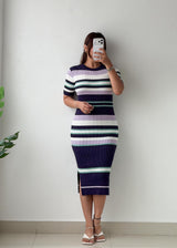 Size M-L Multicolor Striped Ribbed Knit Midi Dress