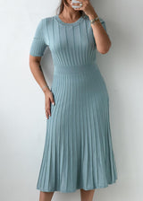 Size M-L Sage Green Pleated Knit Midi Dress