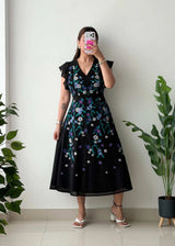 Size M, Black Floral Fit & Flare Midi Dress