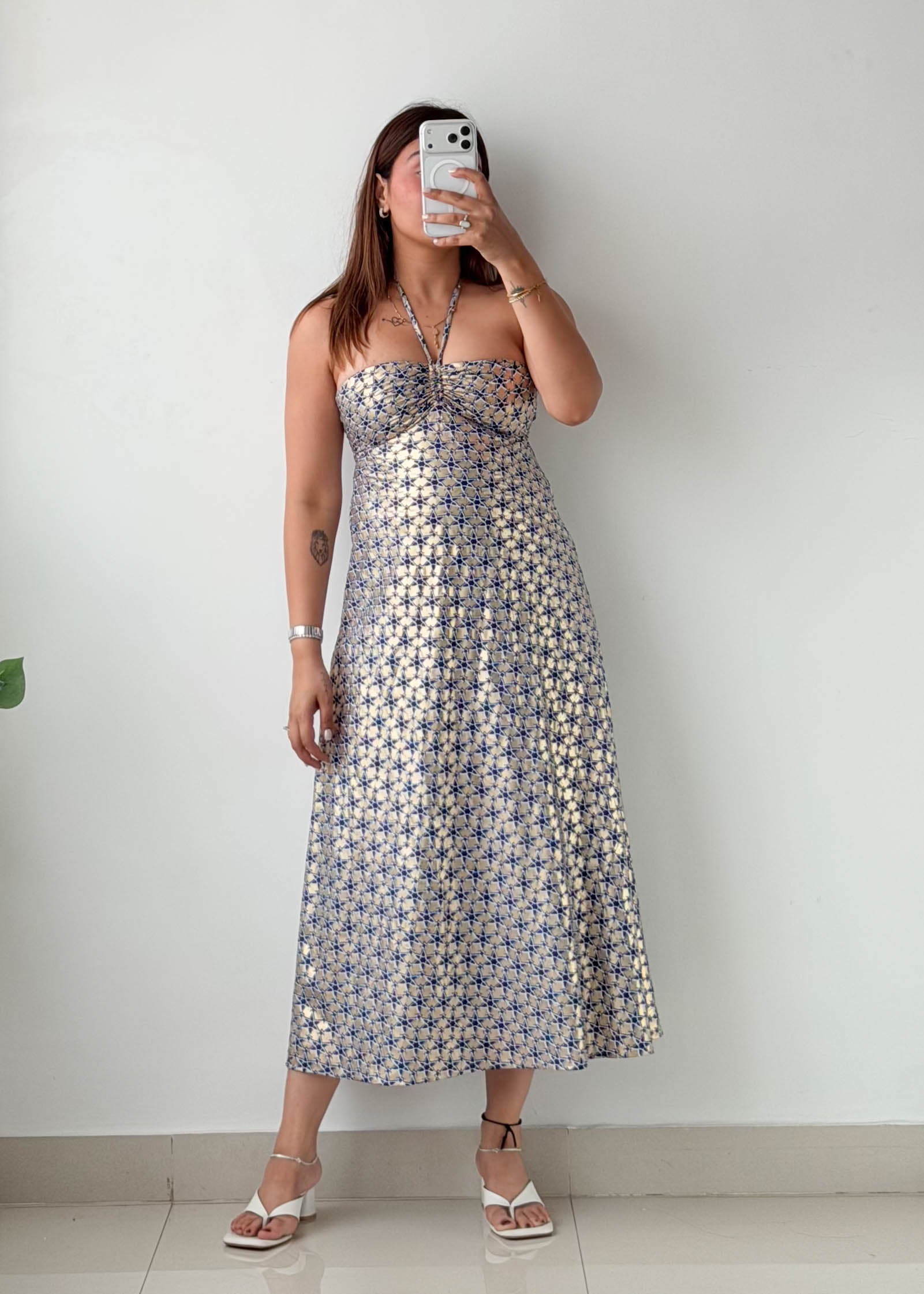 Size XS Cream Blue Printed Midi Dress