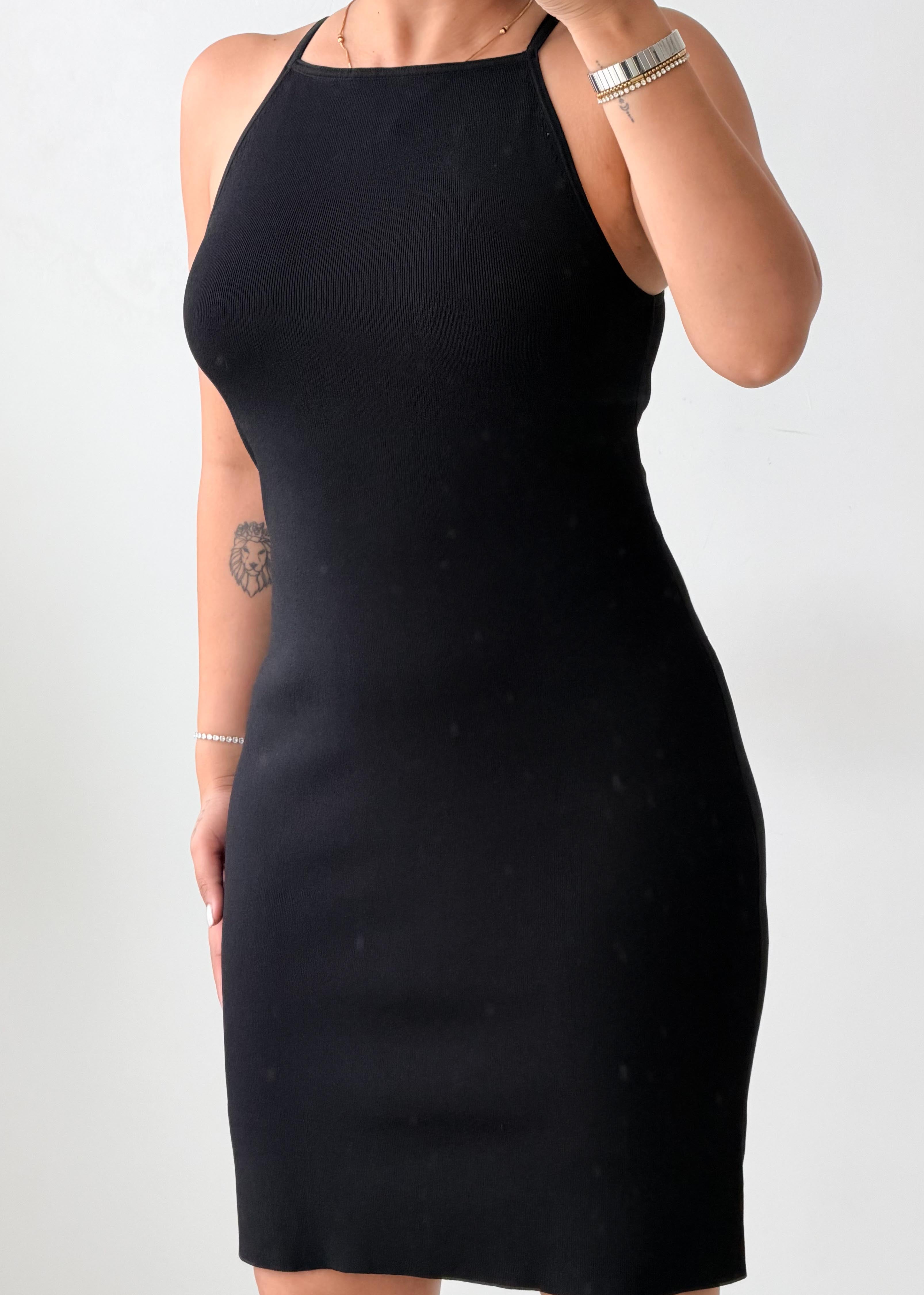 Size M-L Black Fitted Midi Dress