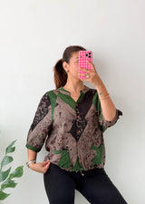 Size M-L Green Abstract Print Top