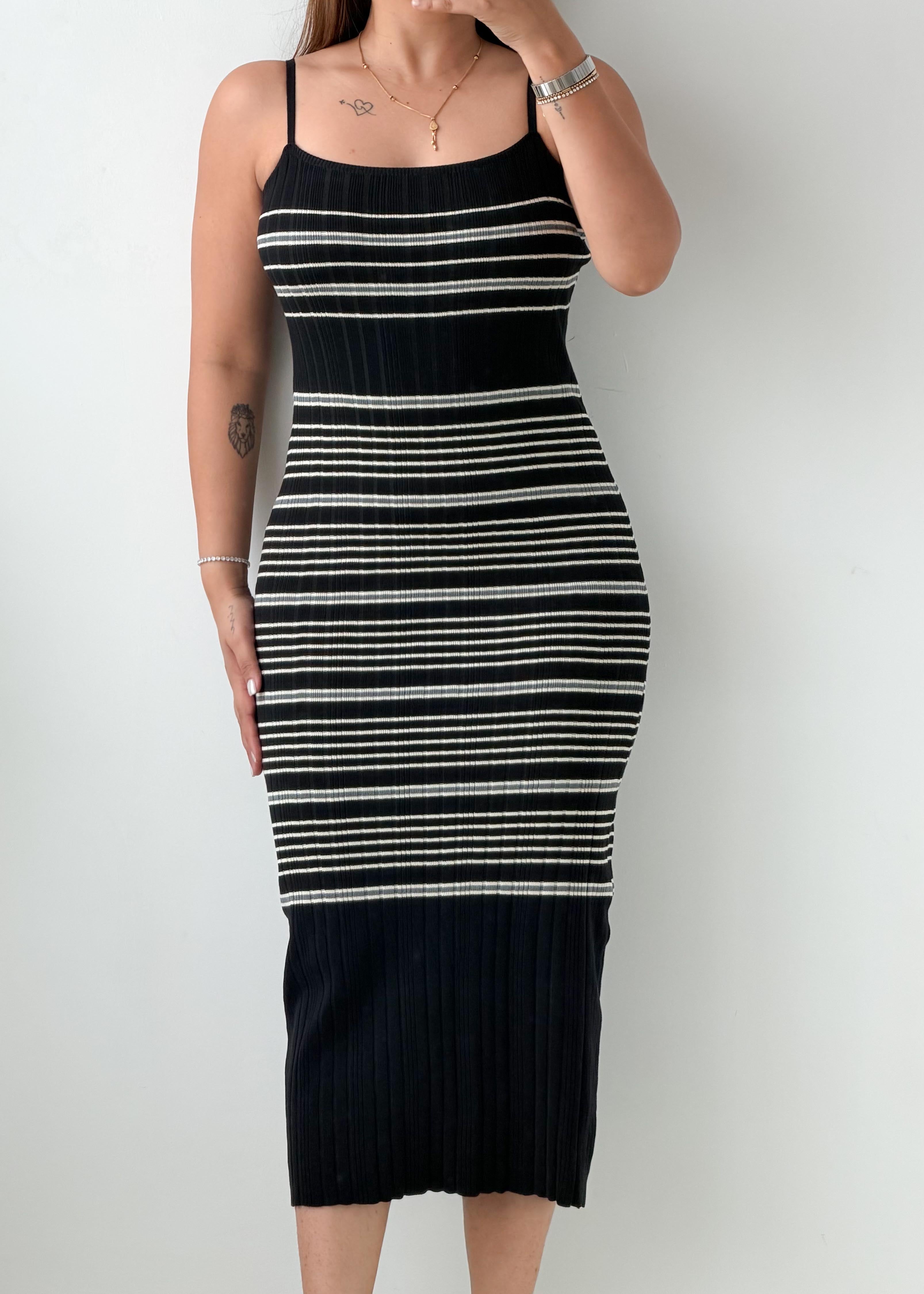 Size XS-S Black Striped Ribbed Knit Midi Dress