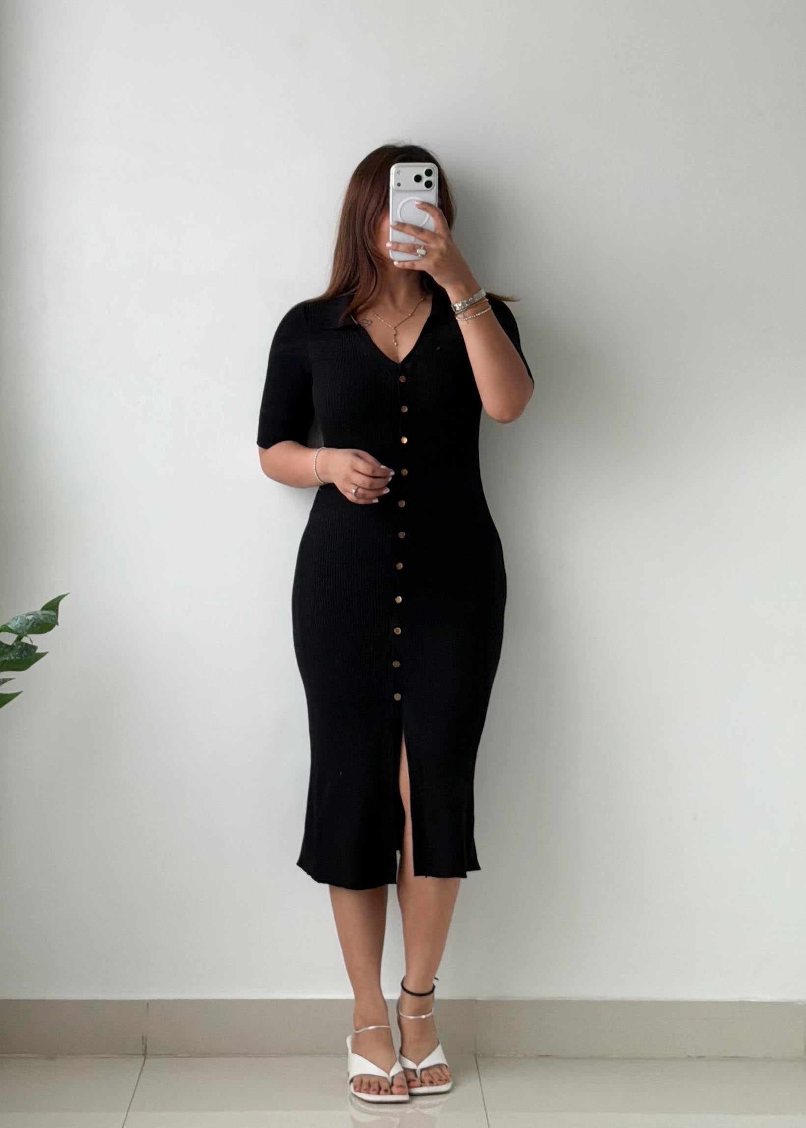 Size S-M Black Ribbed Button-Front Midi Dress