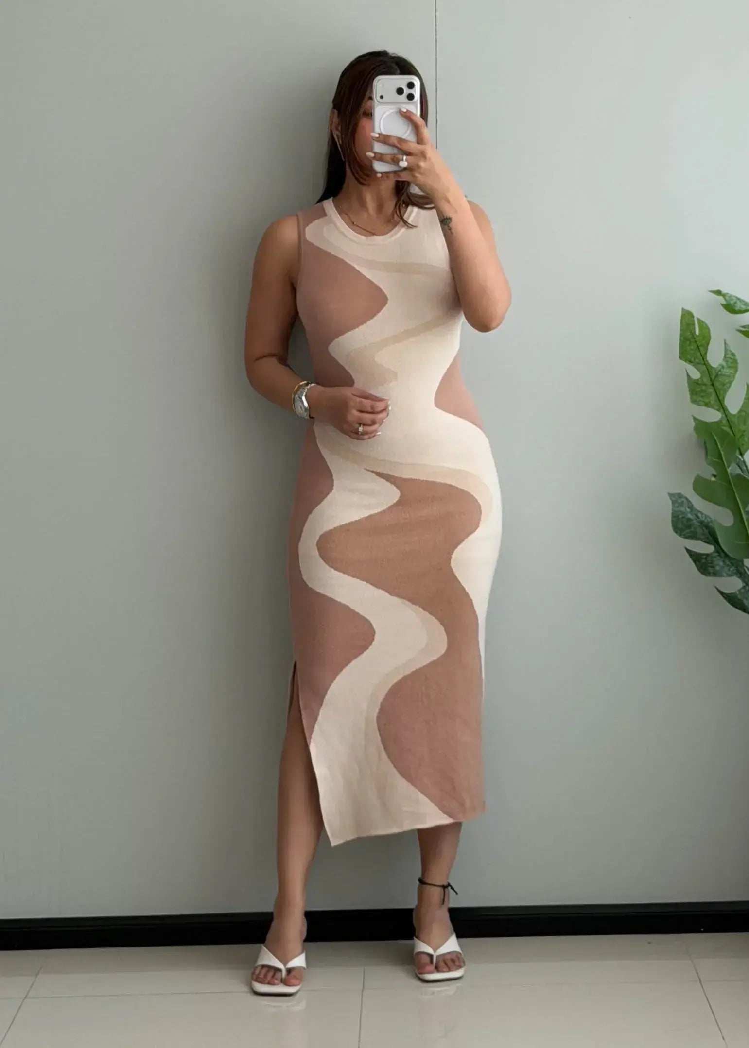 SIZE S-M, Abstract Sand Wave Knit Midi Dress - Closet by Payal