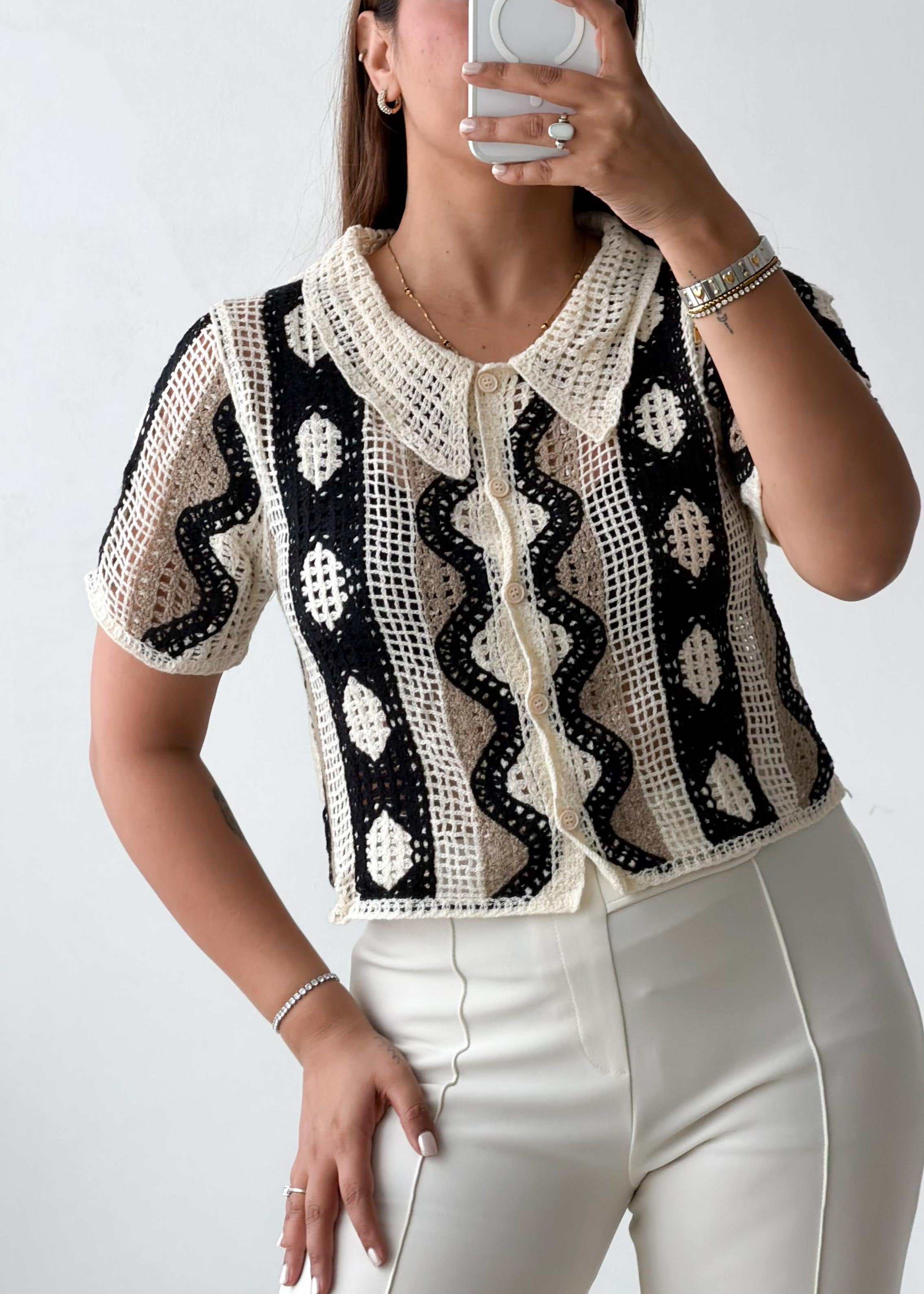 Size S-M Black & White Crochet Collar Top