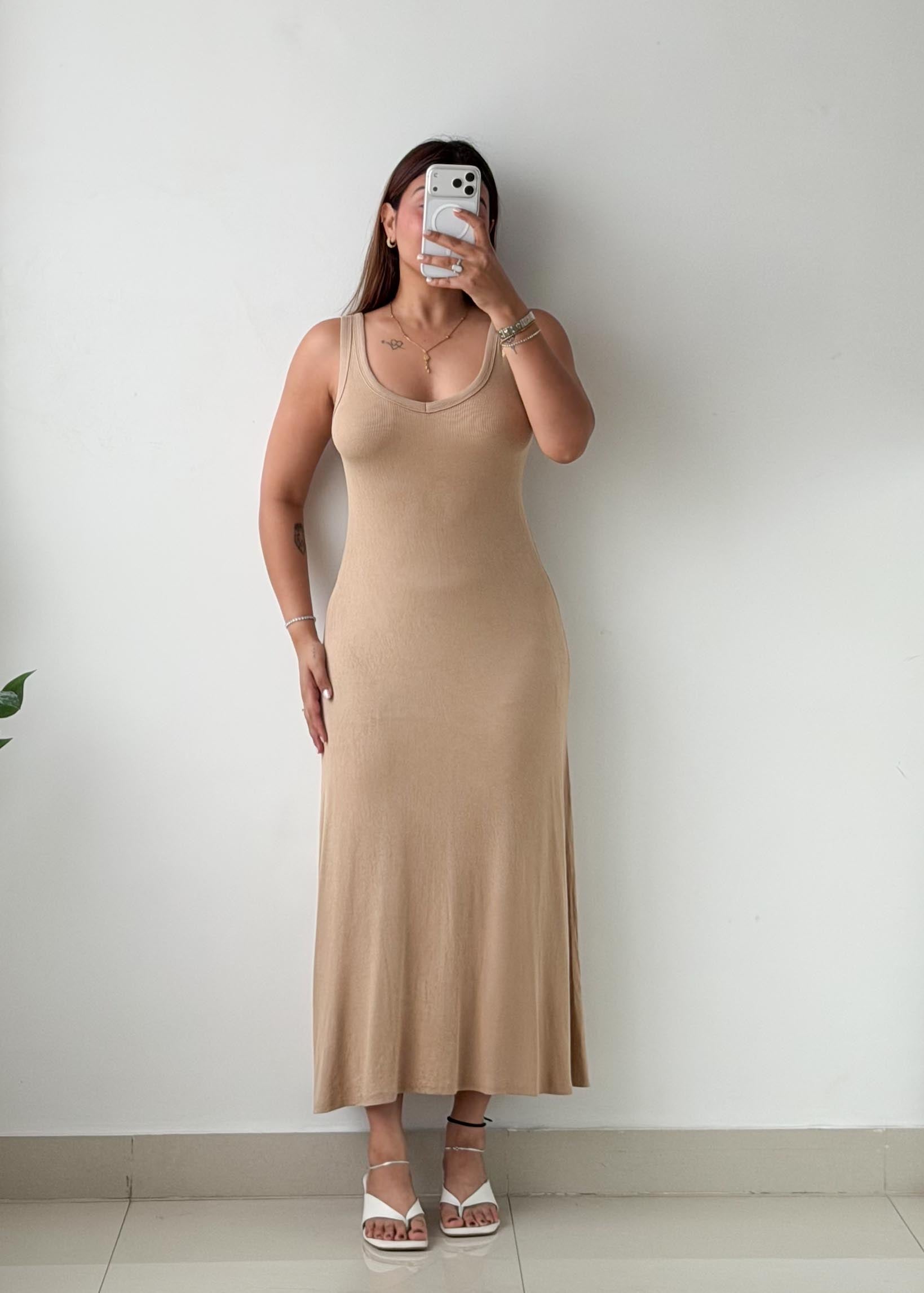 Size XS-S Beige Ribbed Knit Maxi Dress