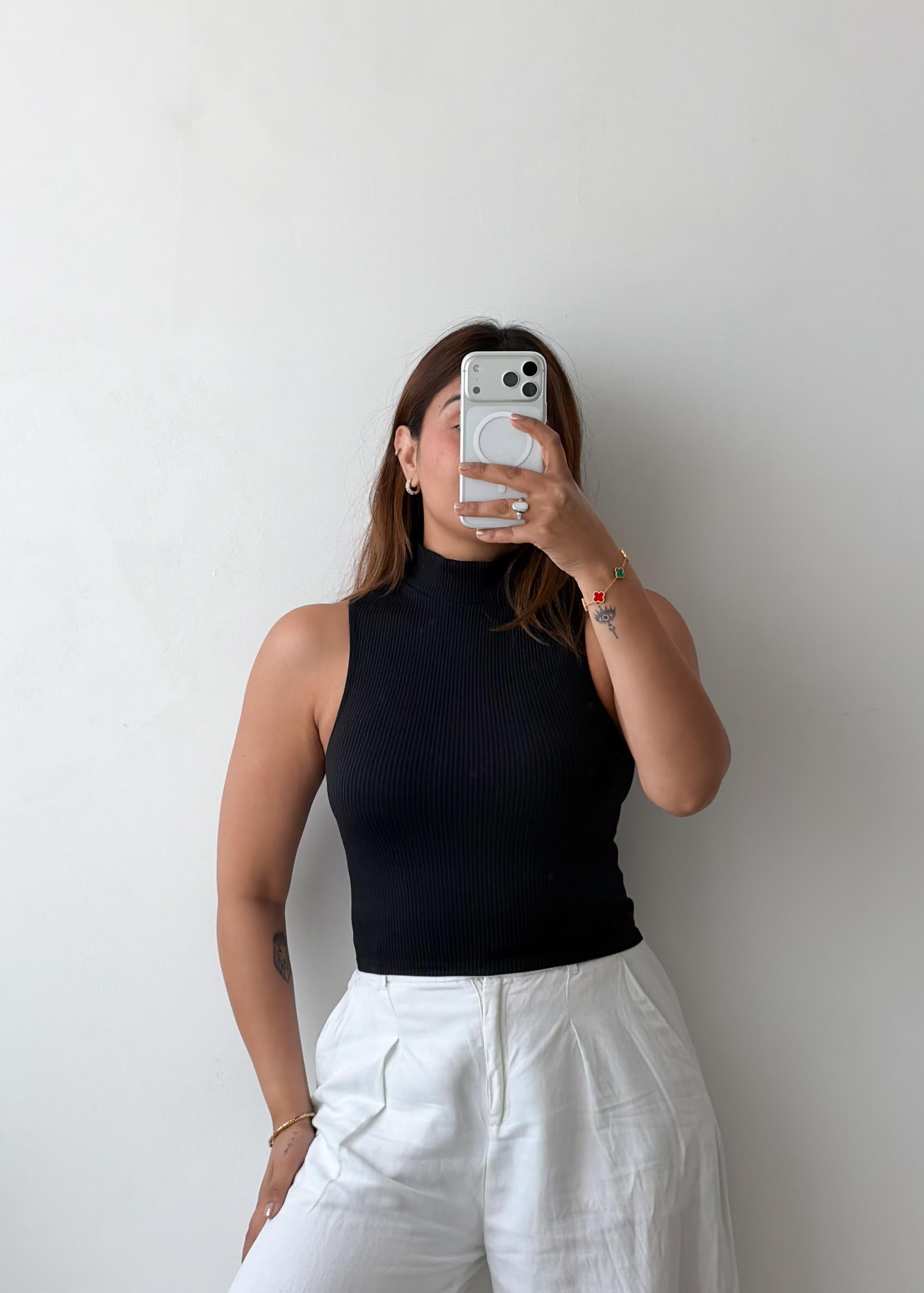 Size S-M Black High Neck Sleeveless Top