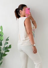 Size L-XL White Printed Button Vest