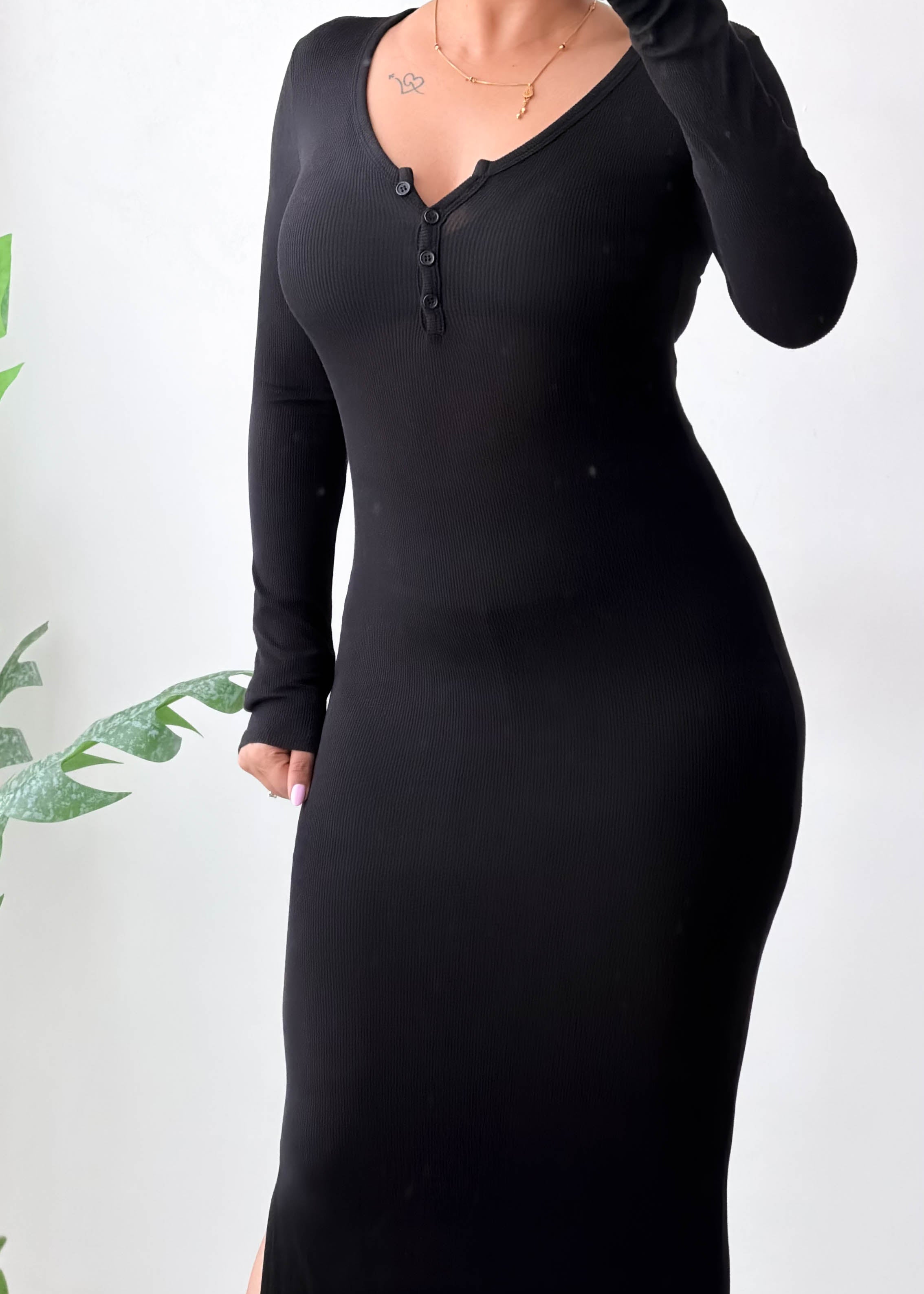 Size XS-S Black Henley Ribbed Maxi Dress
