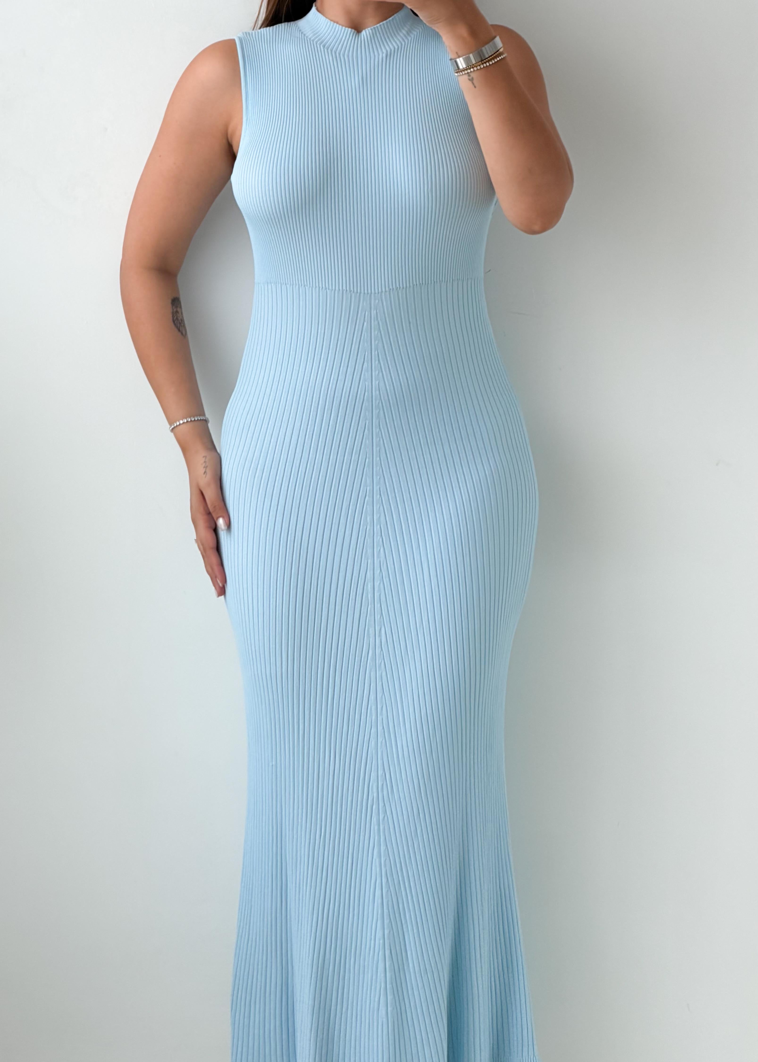 Size S-M Light Blue Ribbed Knit Maxi Dress