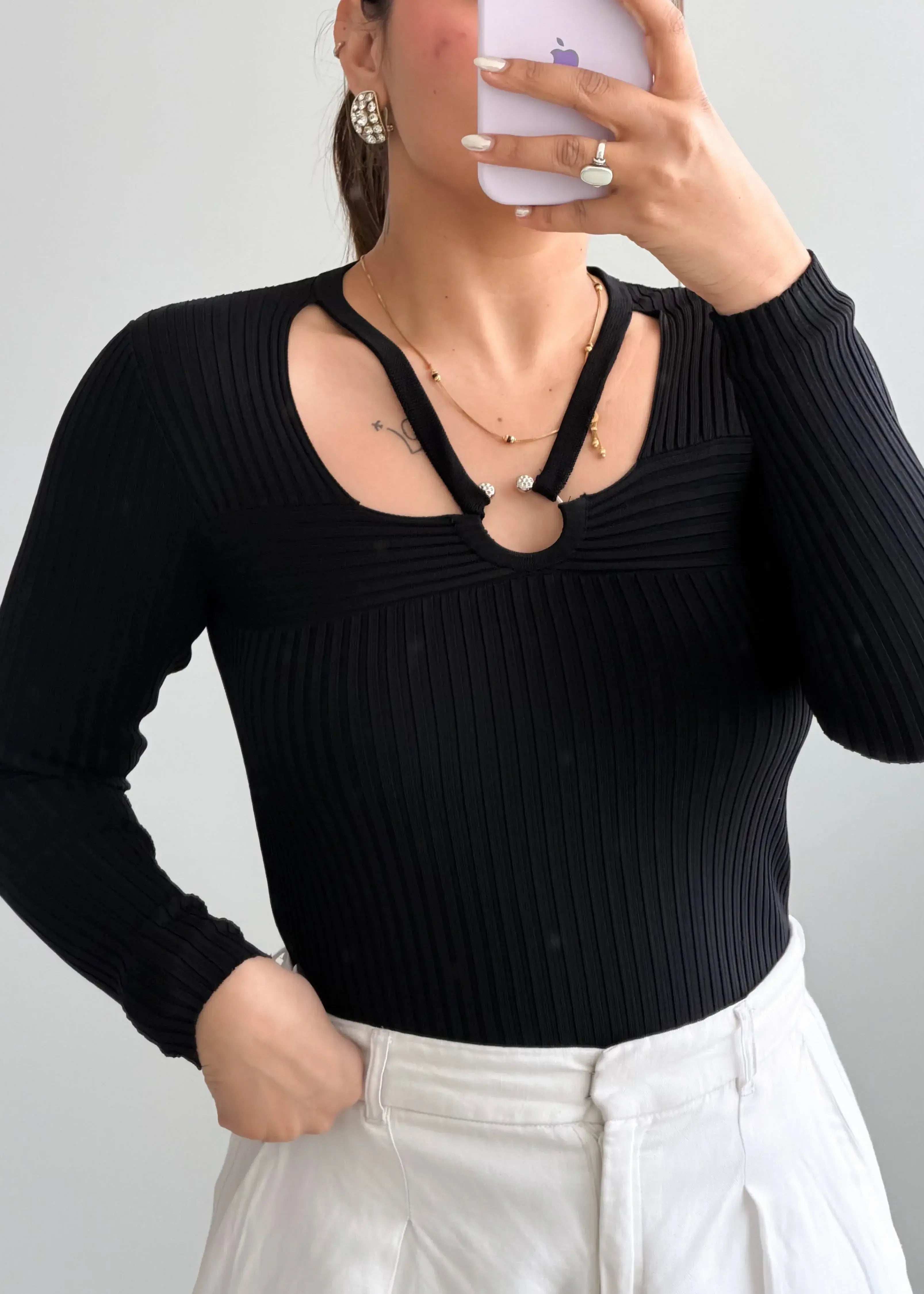 Size XS-S, Black Cut-Out Ribbed Top - Closet by Payal