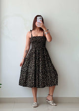Size XS-S Black Floral Flared Midi Dress