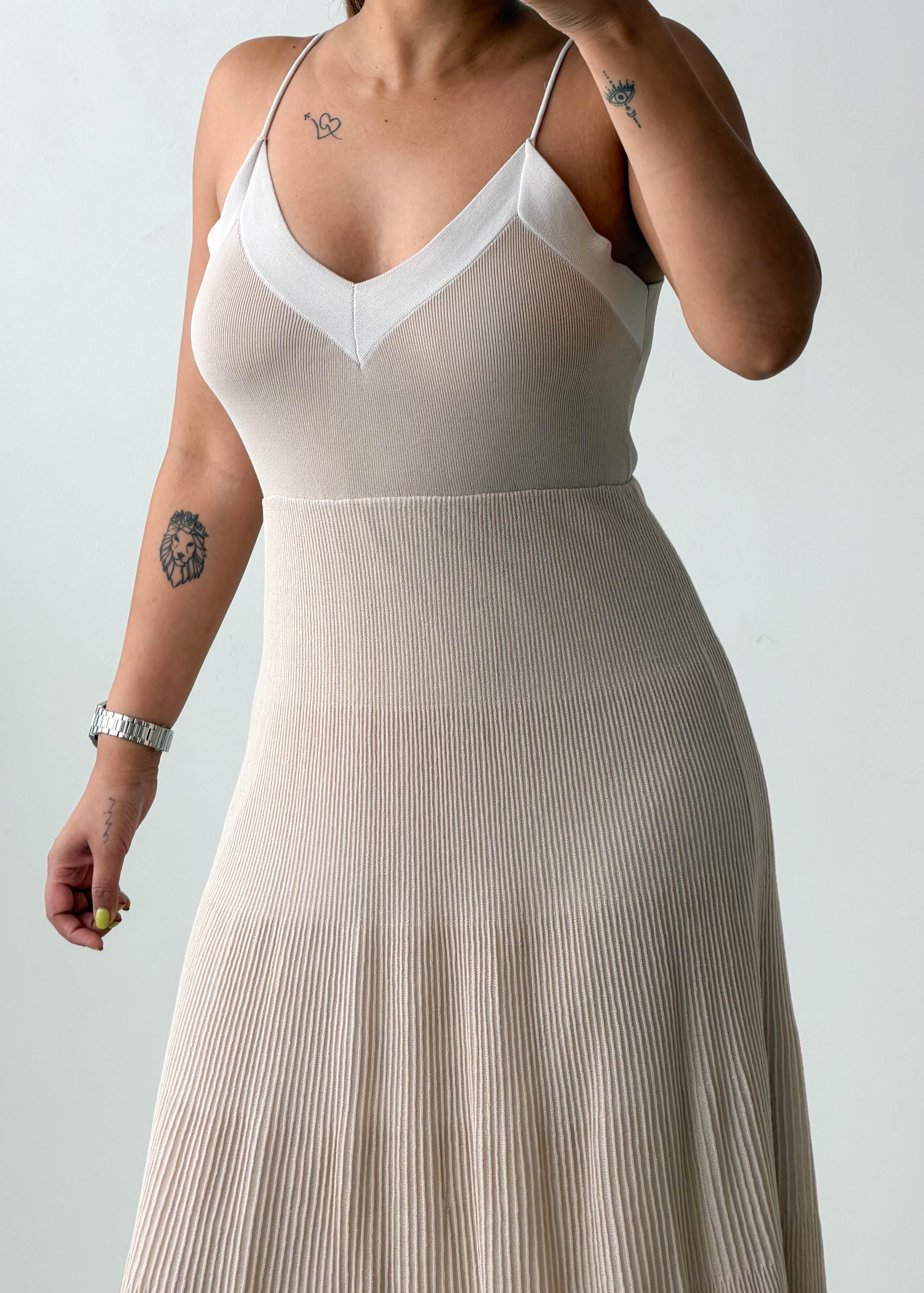 Size S-M Cream Pleated Knit Maxi Dress