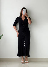 Size M-L Black Ribbed Button-Front Knit Maxi Dress