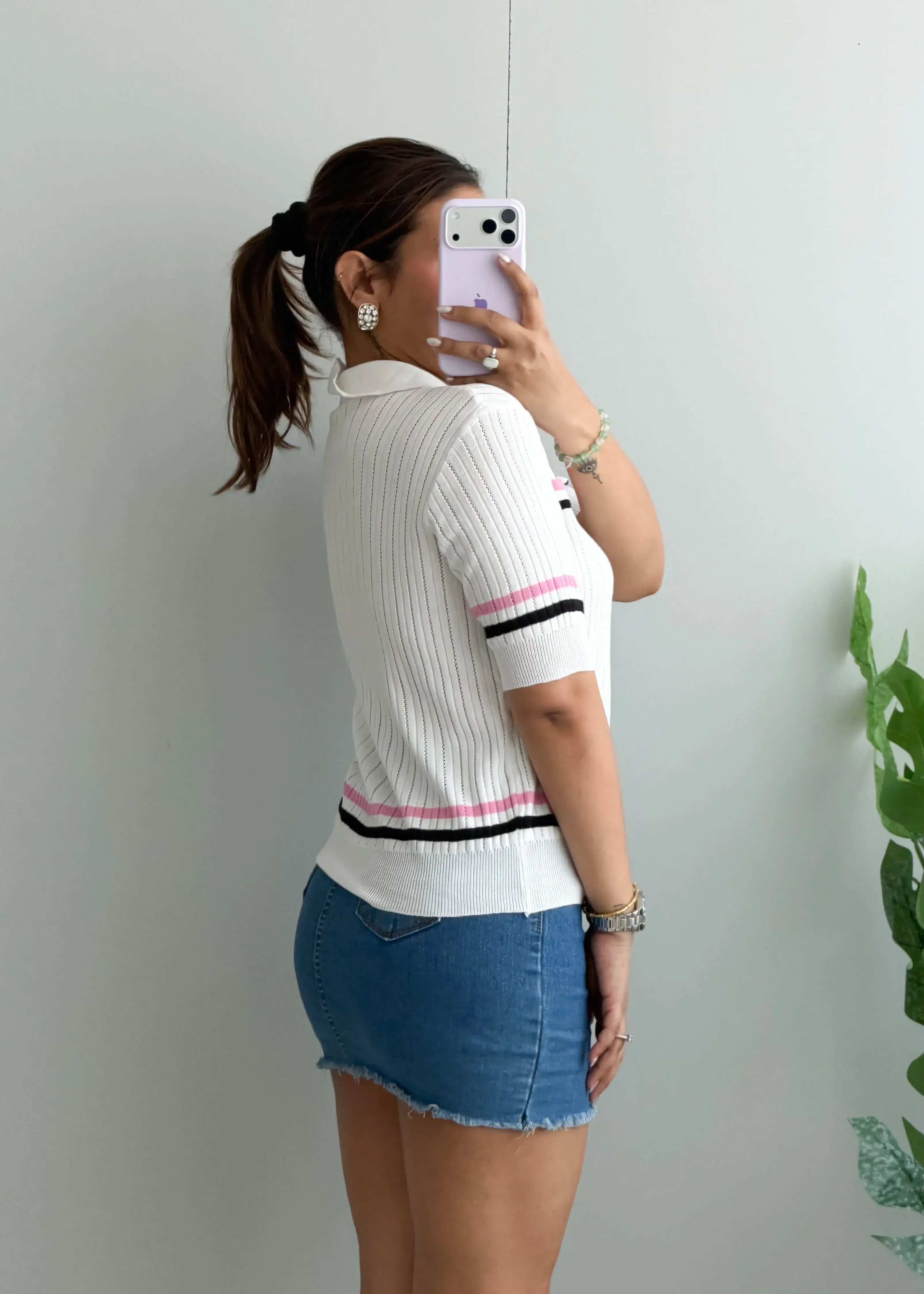 Size M-L, White Collared Knit Button Top - Closet by Payal