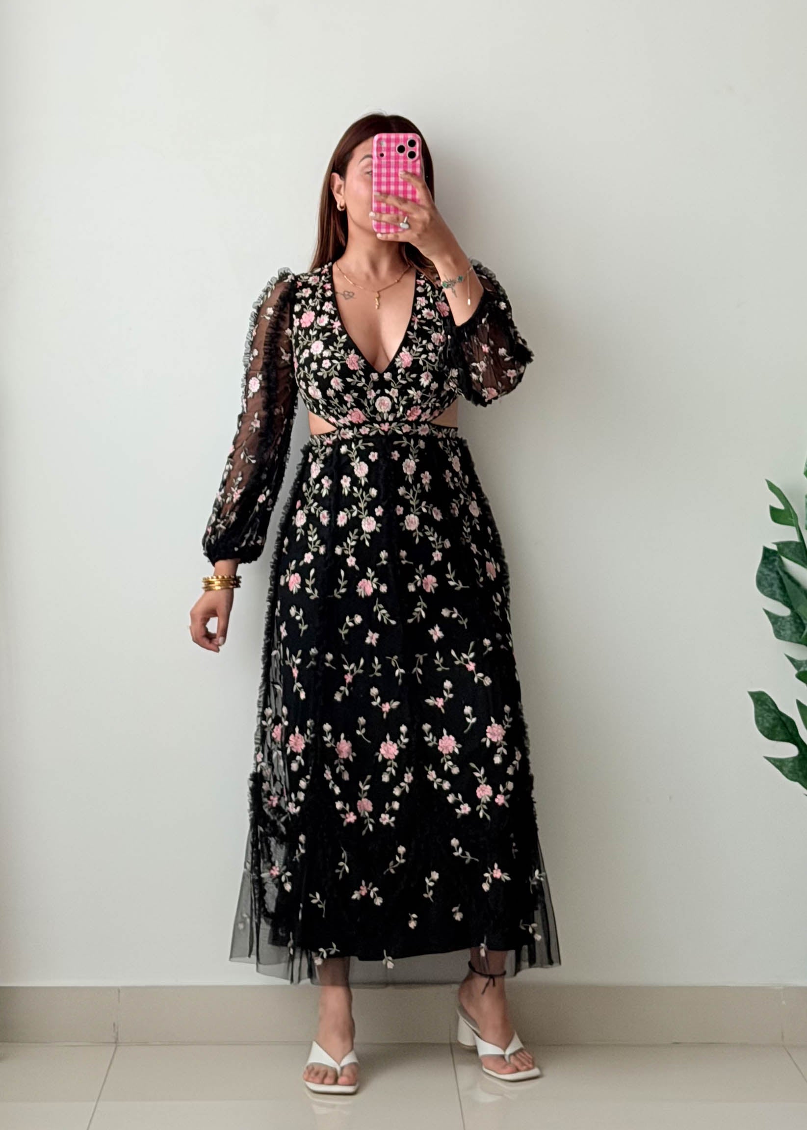 Size XS-S Black Floral Embroidered Midi Dress