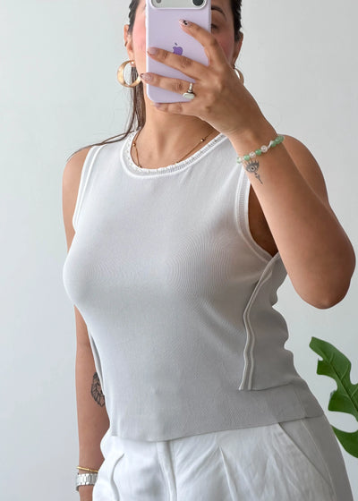 Size M-L, White Sleeveless Tank Top