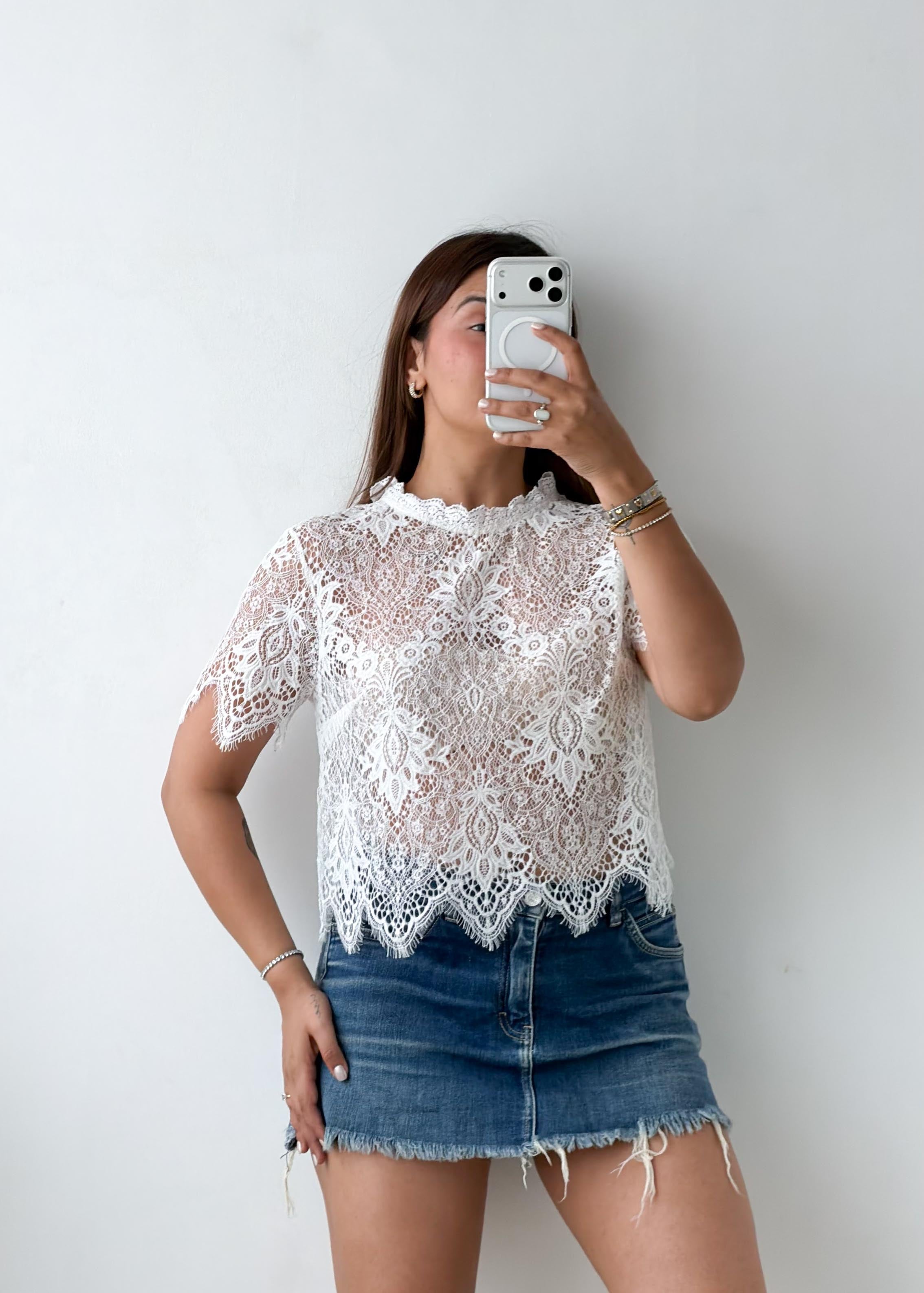 Size S-M White Floral Lace Top