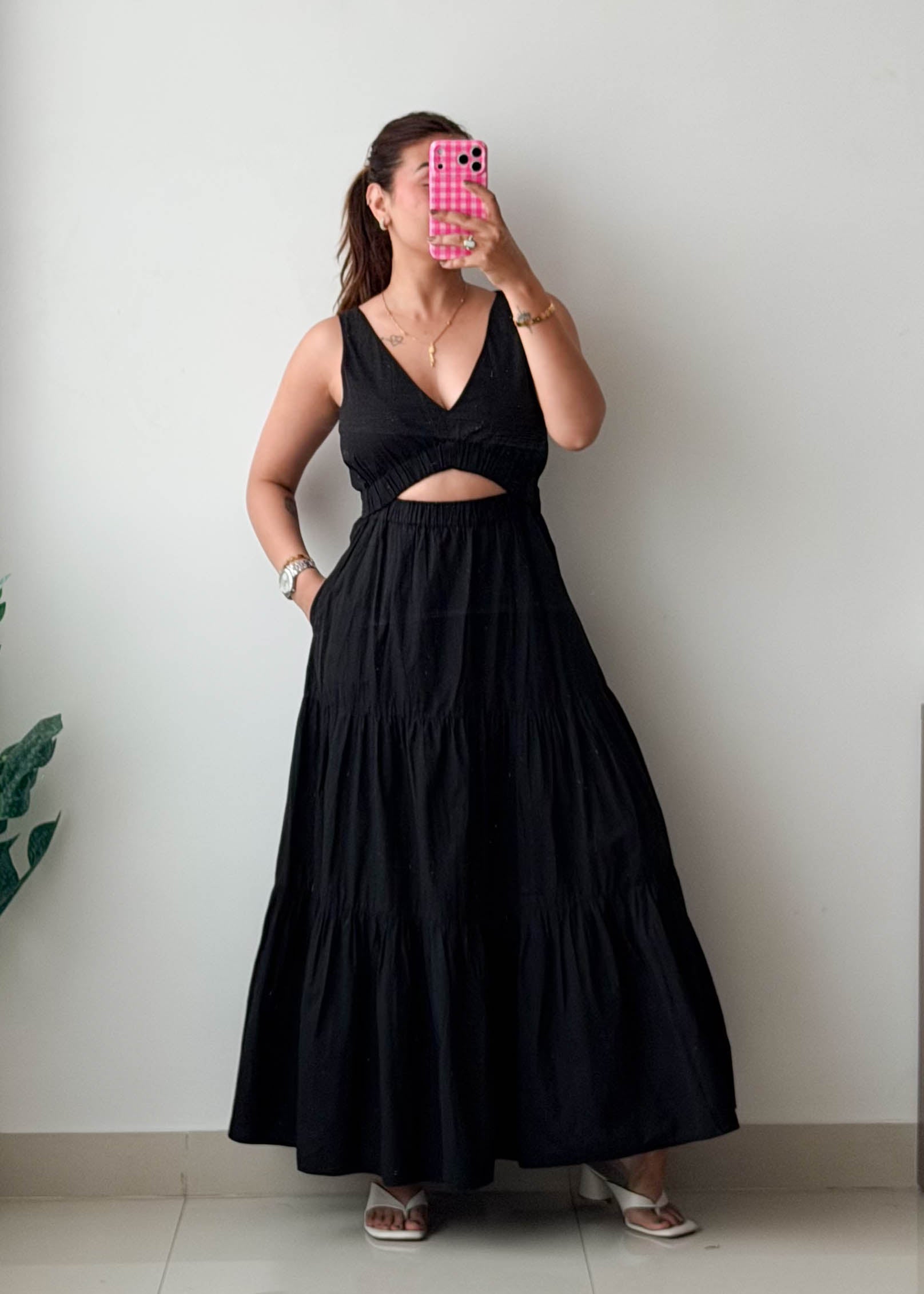 Size XS-S Black Cut-Out Tiered Maxi Dress