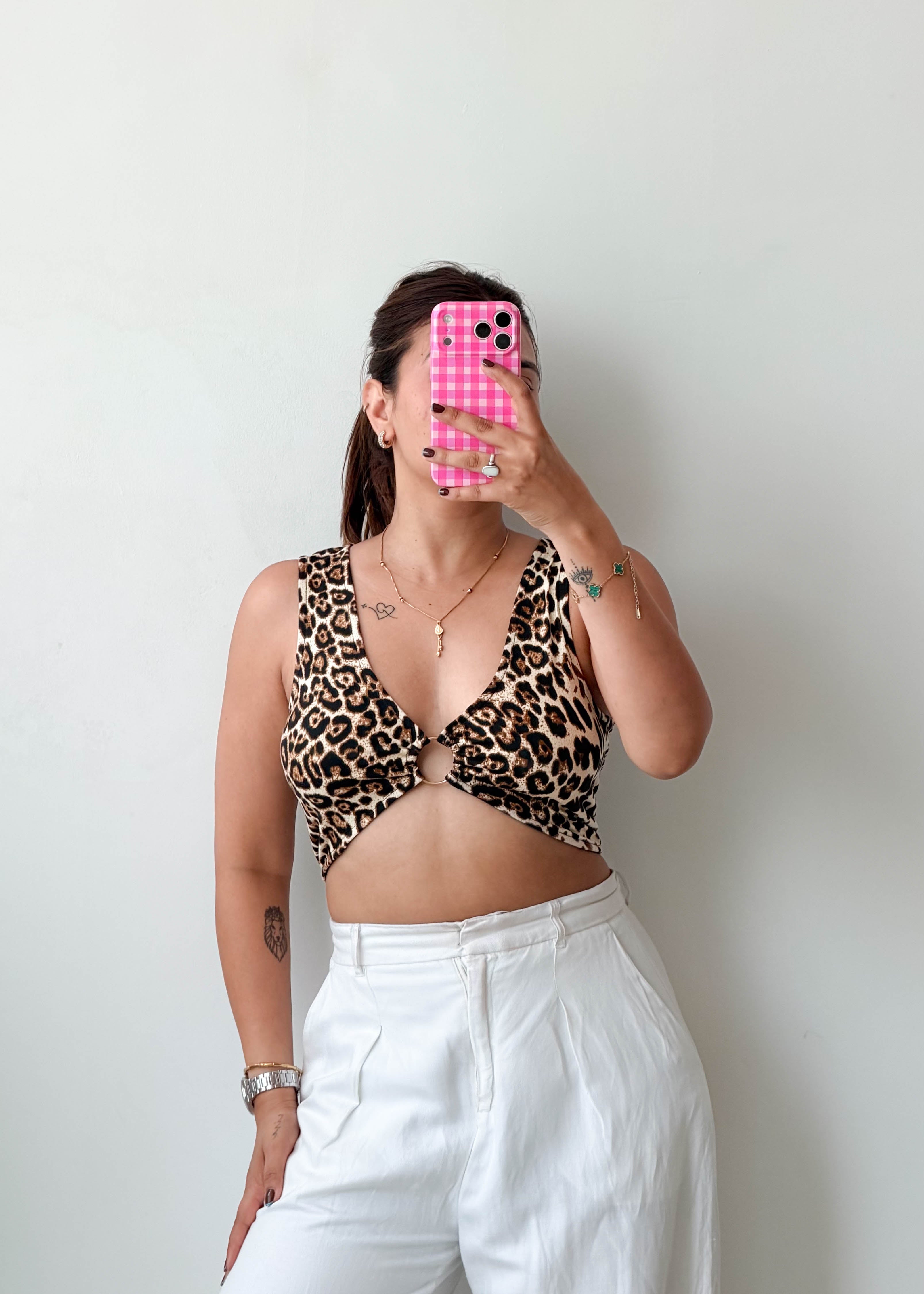 Size S-M Leopard Ring Detail Crop Top