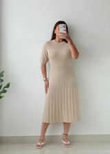 Size L-XL Beige Pleated Knit Midi Dress