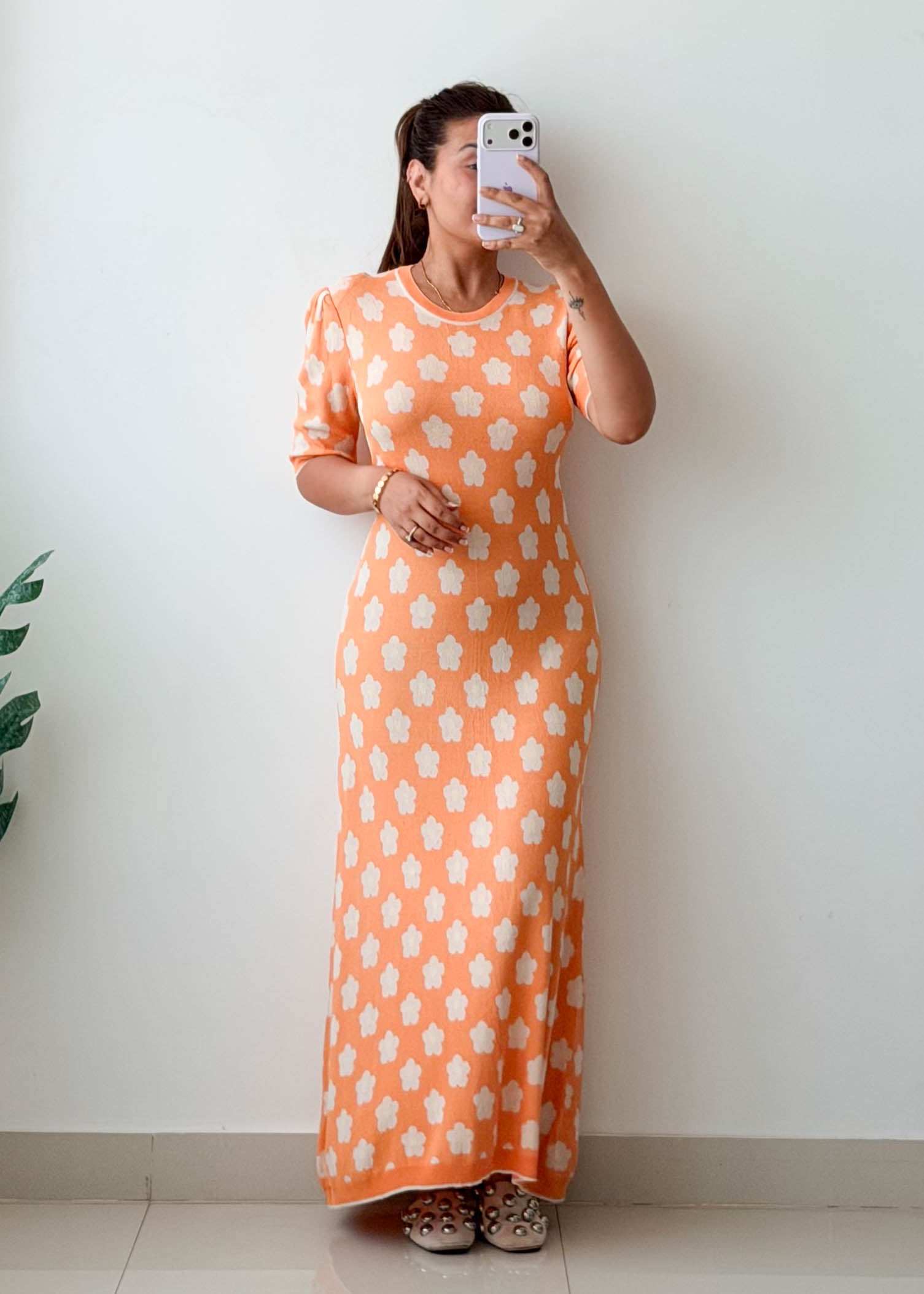 Size M-L Peach Floral Knit Maxi Dress